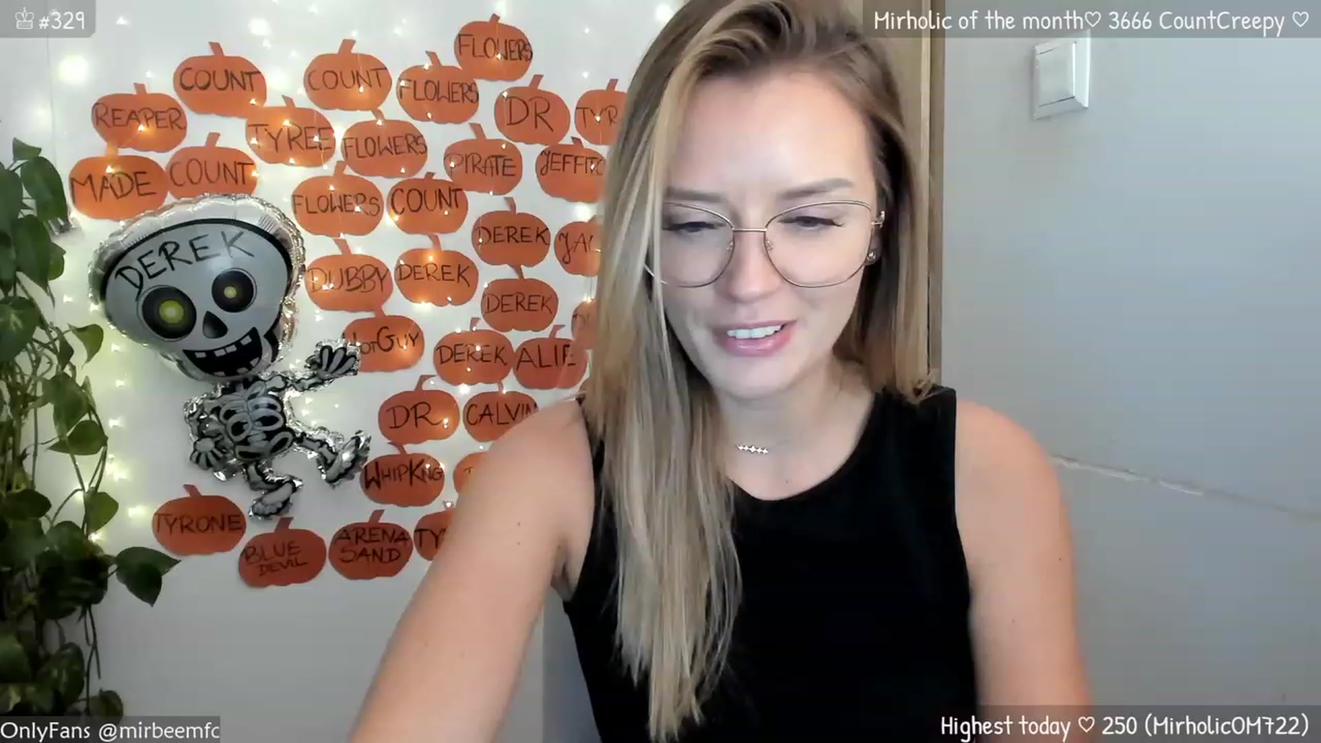 Gallery image thumbnail from MirBee's myfreecams stream on, 10/27/2023, 16:32 image 5 of 20