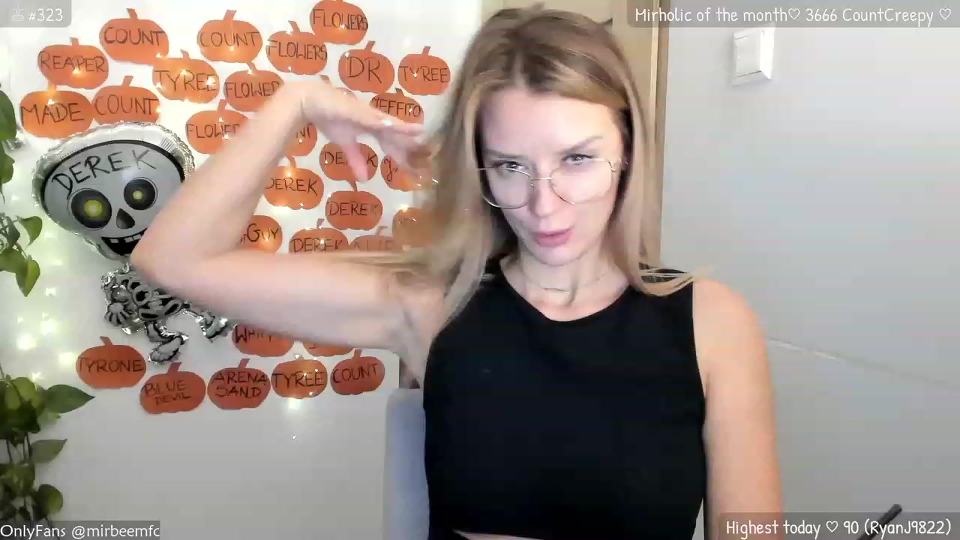 Gallery image thumbnail from MirBee's myfreecams stream on, 10/28/2023, 24:06 image 2 of 20