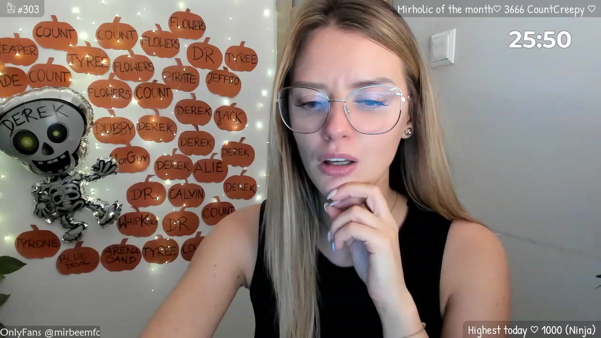 Gallery image thumbnail from MirBee's myfreecams stream on, 10/28/2023, 24:06 image 19 of 20
