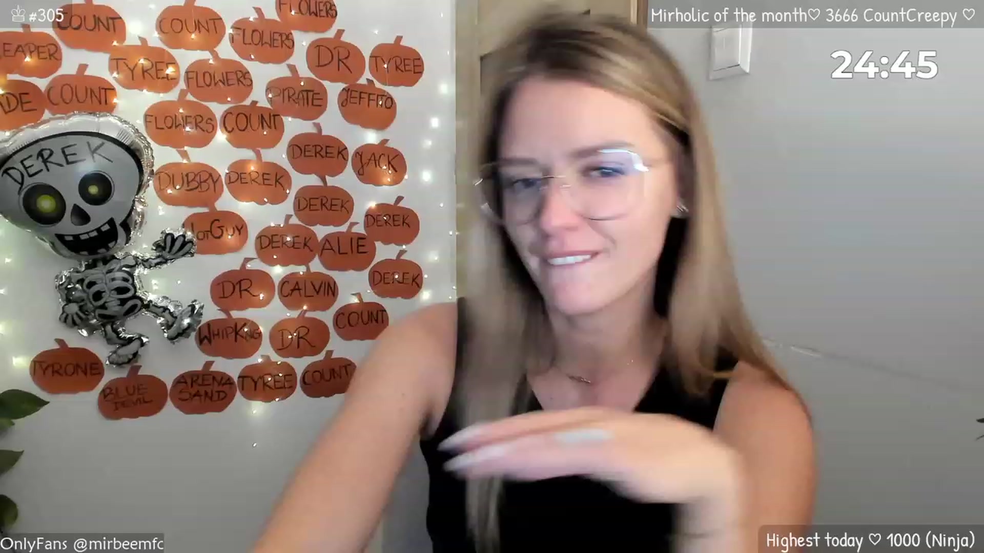 Gallery image thumbnail from MirBee's myfreecams stream on, 10/28/2023, 24:06 image 16 of 20