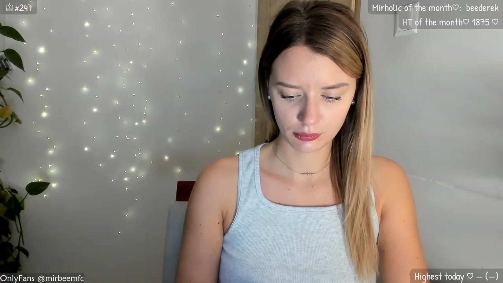 Gallery image thumbnail from MirBee's myfreecams stream on, 11/06/2023, 19:28 image 3 of 20