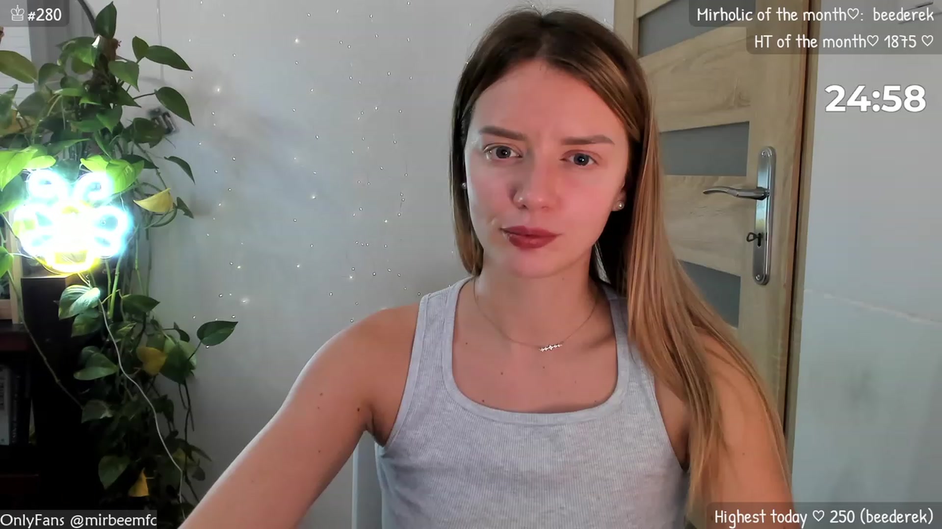 Gallery image thumbnail from MirBee's myfreecams stream on, 11/08/2023, 24:27 image 6 of 20