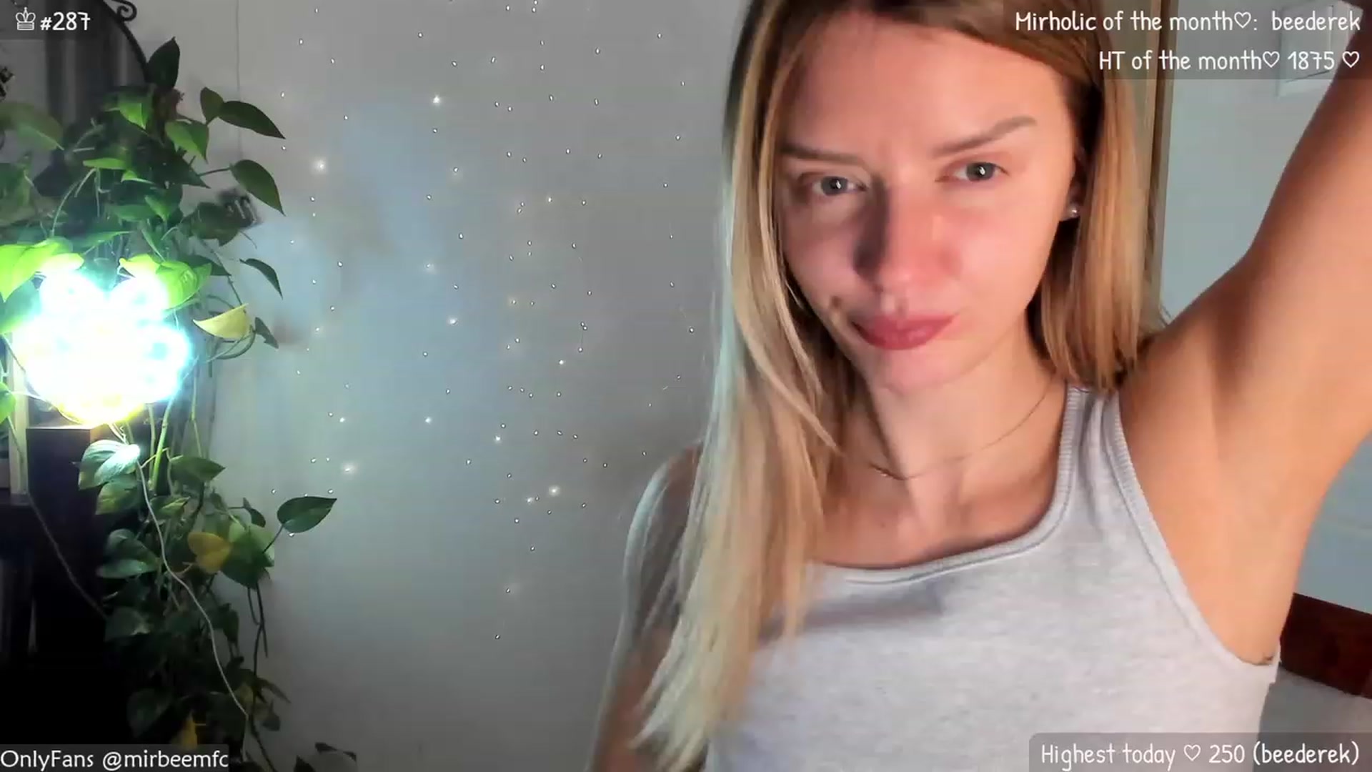 Gallery image thumbnail from MirBee's myfreecams stream on, 11/08/2023, 01:01 image 1 of 20