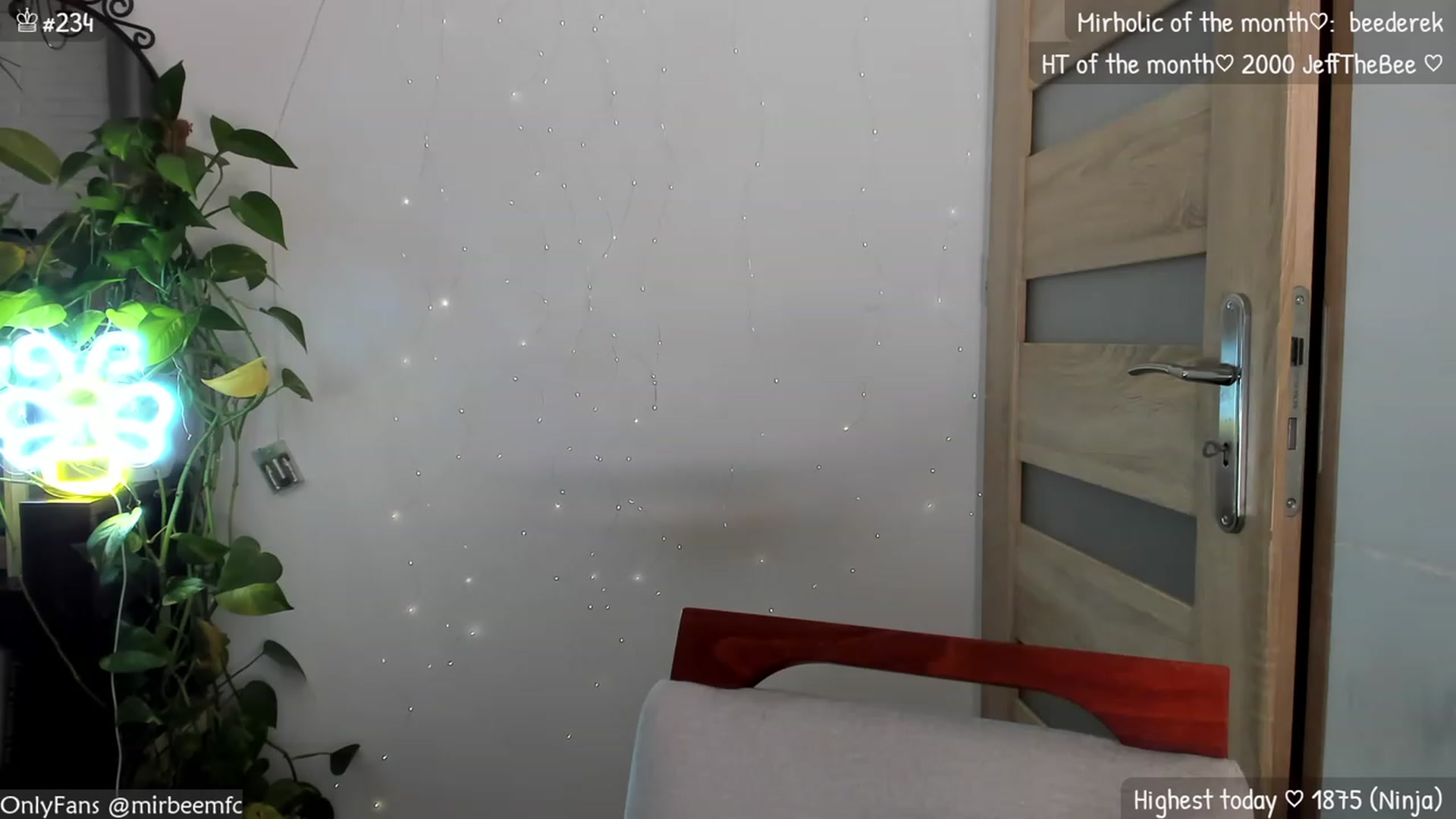 Gallery image thumbnail from MirBee's myfreecams stream on, 11/09/2023, 01:26 image 19 of 20