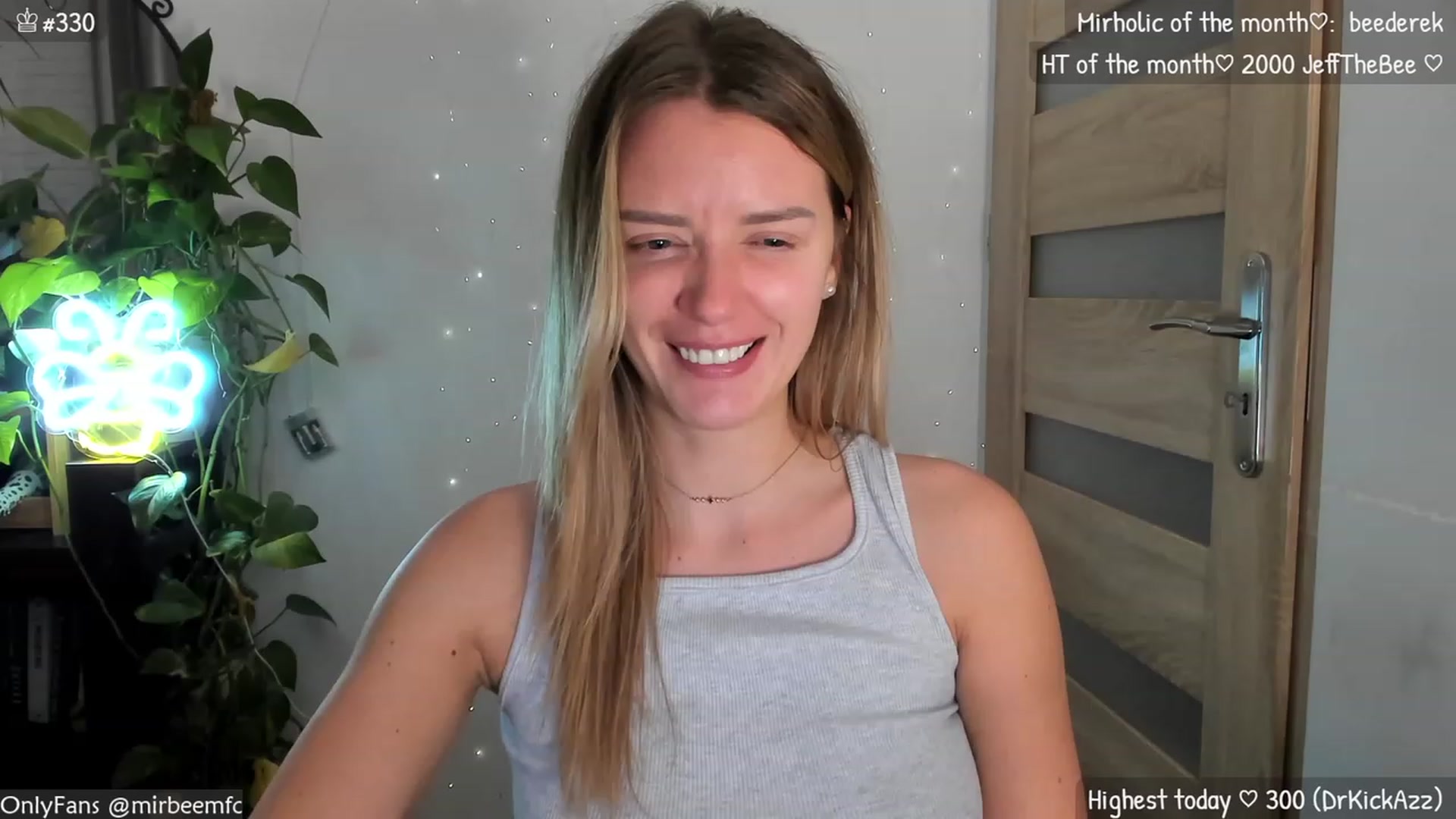 Gallery image thumbnail from MirBee's myfreecams stream on, 11/13/2023, 02:42 image 2 of 20