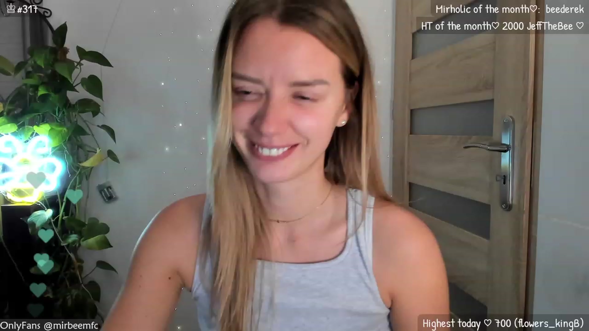 Gallery image thumbnail from MirBee's myfreecams stream on, 11/13/2023, 02:42 image 17 of 20