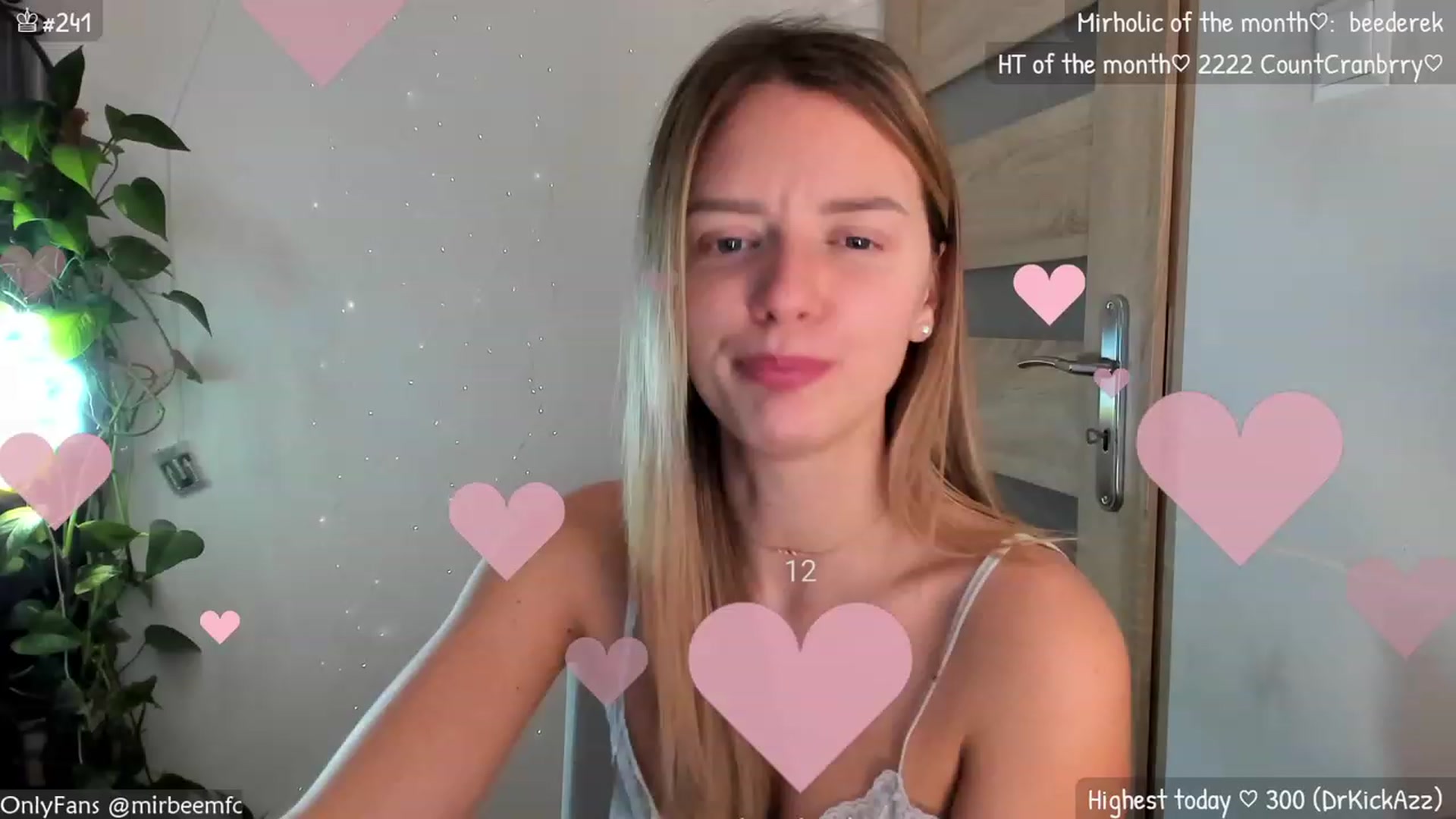 Gallery image thumbnail from MirBee's myfreecams stream on, 11/20/2023, 03:11 image 18 of 20