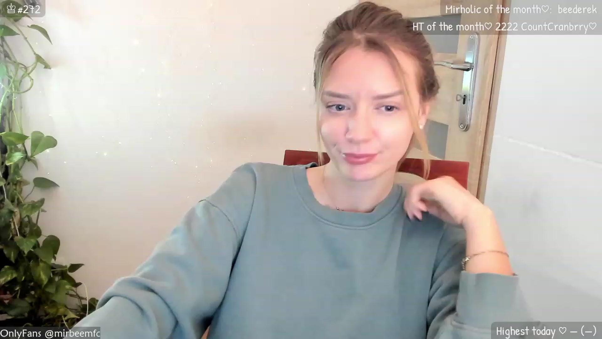 Gallery image thumbnail from MirBee's myfreecams stream on, 11/21/2023, 23:21 image 14 of 20
