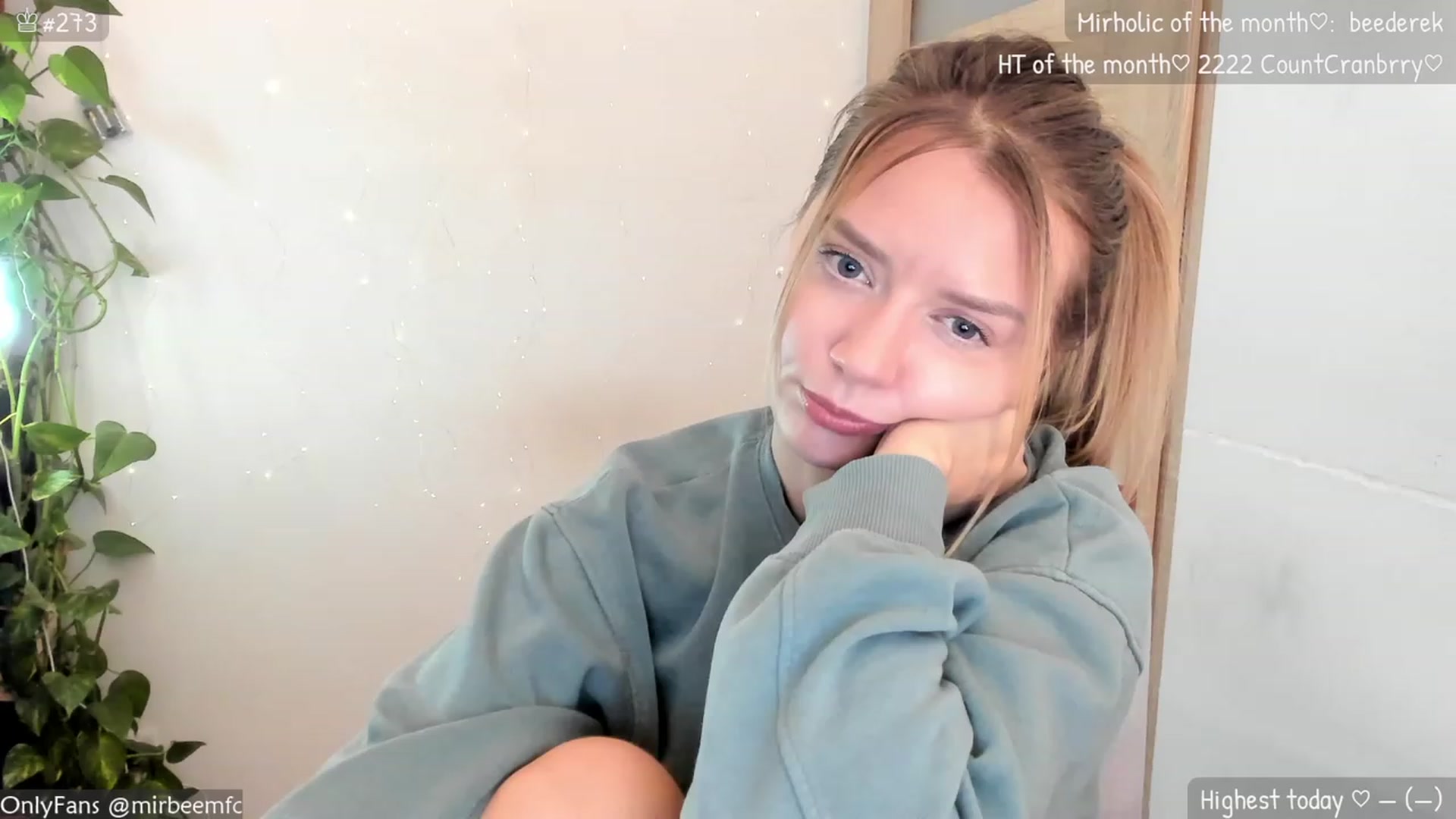 Gallery image thumbnail from MirBee's myfreecams stream on, 11/21/2023, 23:21 image 16 of 20