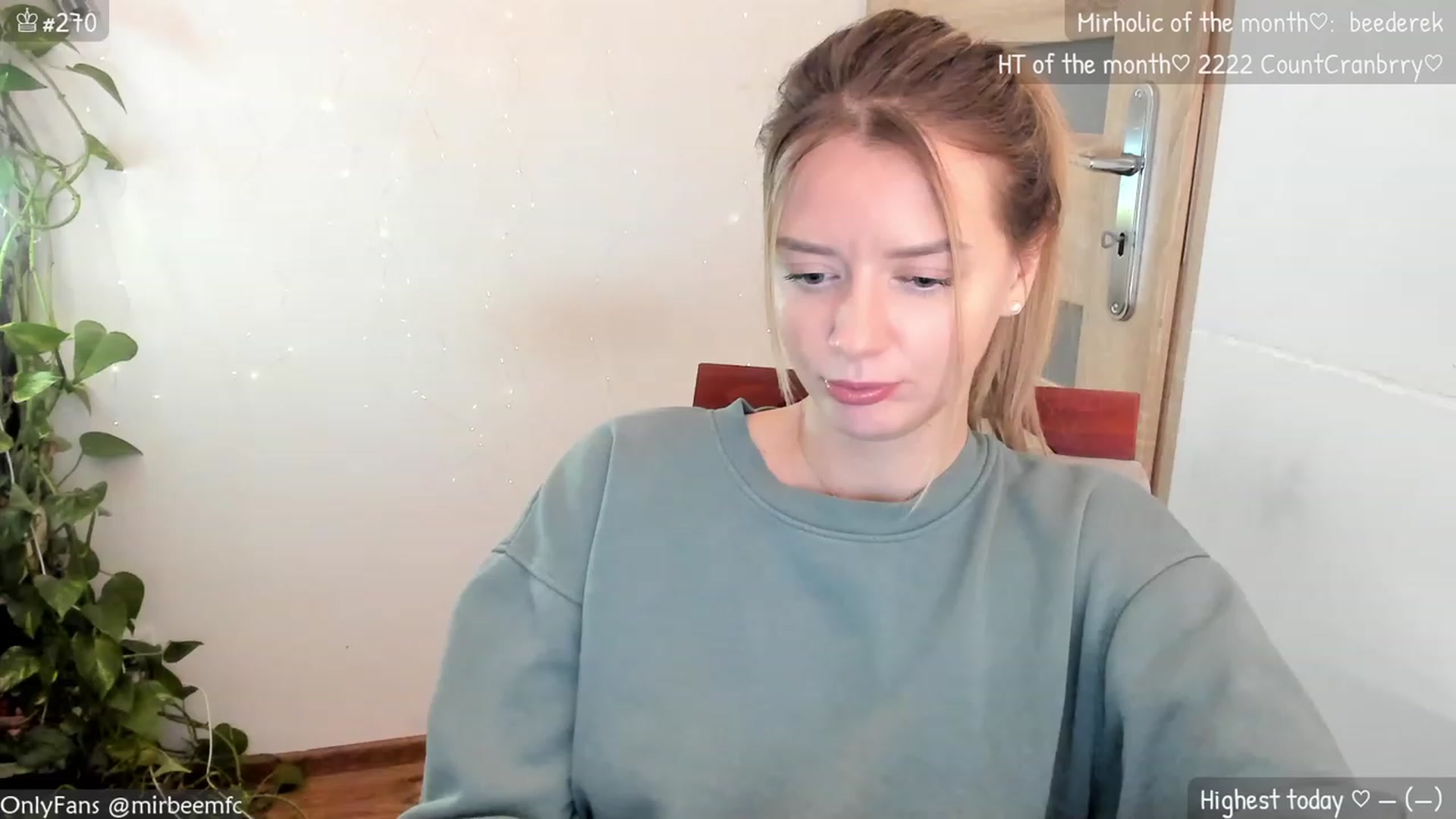 Gallery image thumbnail from MirBee's myfreecams stream on, 11/21/2023, 23:21 image 8 of 20