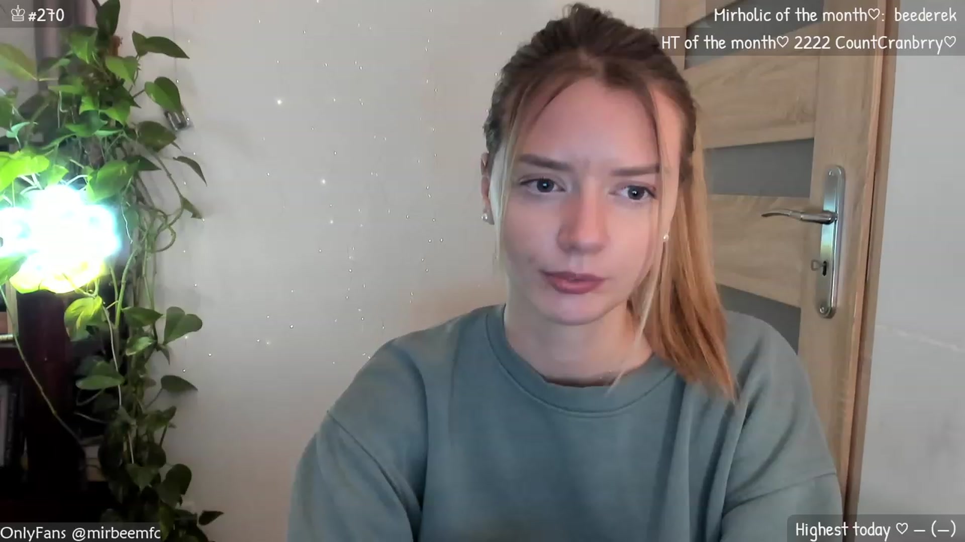 Gallery image thumbnail from MirBee's myfreecams stream on, 11/21/2023, 23:21 image 3 of 20