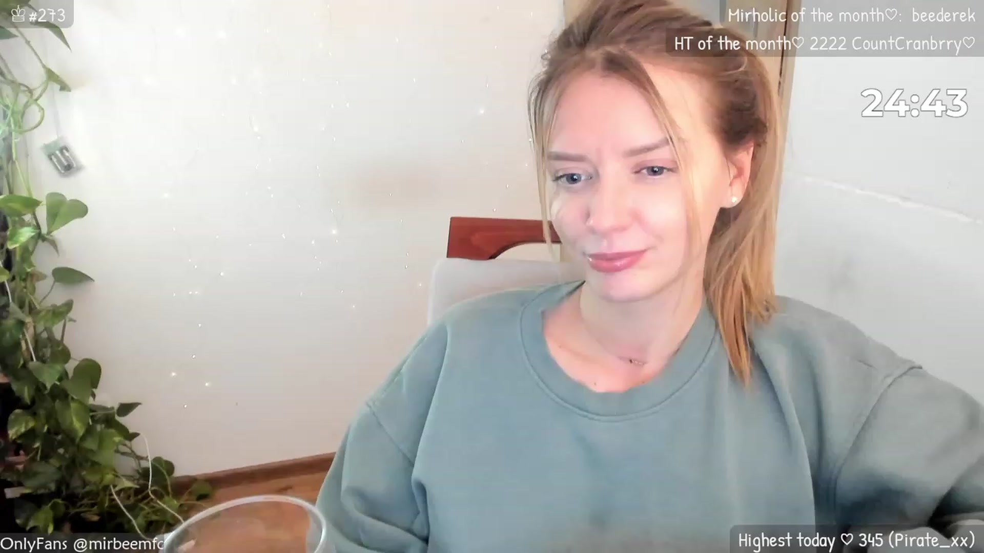 Gallery image thumbnail from MirBee's myfreecams stream on, 11/22/2023, 24:31 image 20 of 20
