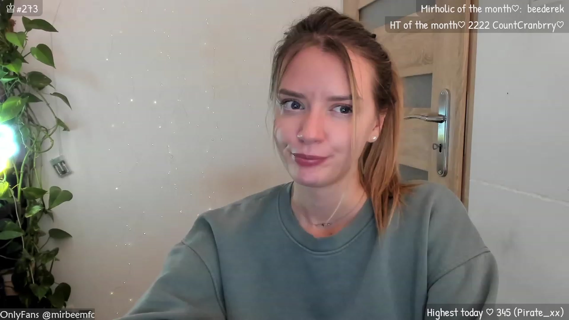 Gallery image thumbnail from MirBee's myfreecams stream on, 11/22/2023, 24:31 image 11 of 20