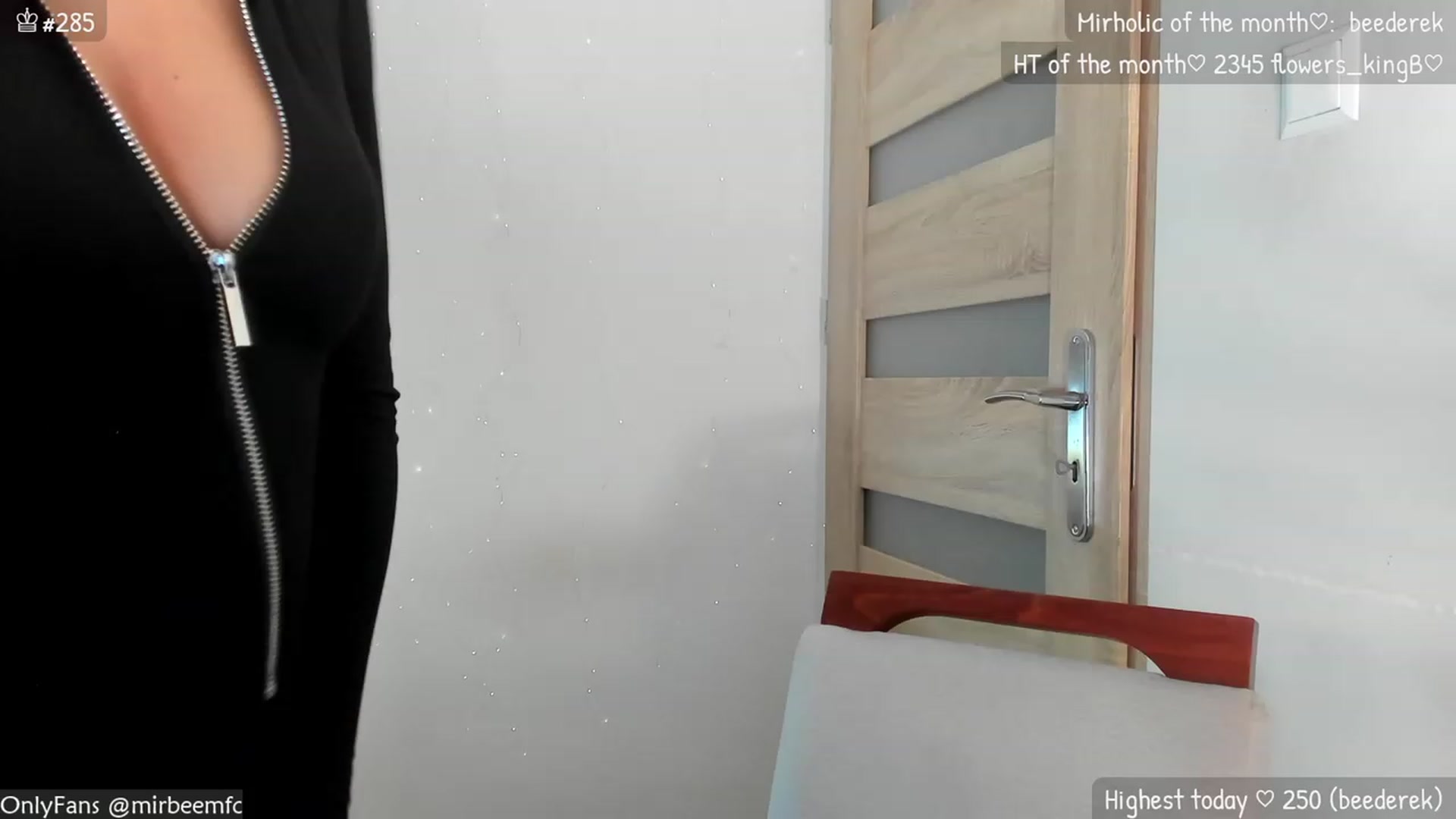 Gallery image thumbnail from MirBee's myfreecams stream on, 11/24/2023, 24:41 image 10 of 20