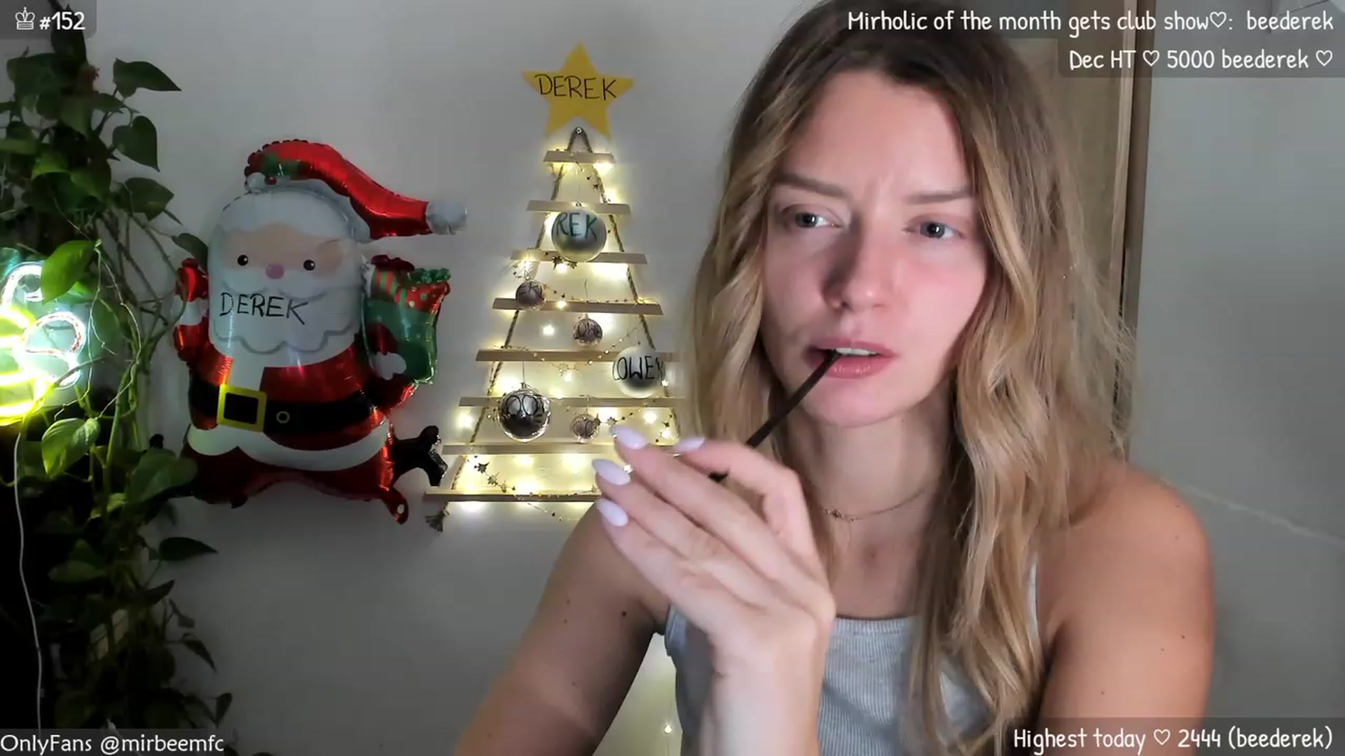 Gallery image thumbnail from MirBee's myfreecams stream on, 12/04/2023, 23:43 image 10 of 20