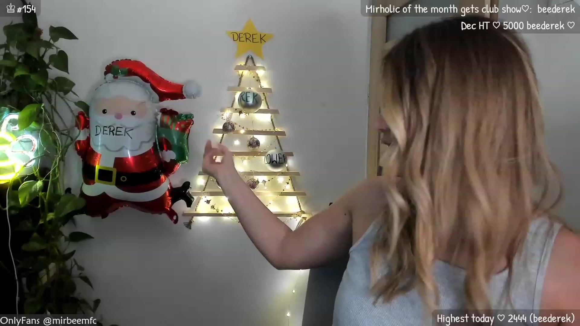 Gallery image thumbnail from MirBee's myfreecams stream on, 12/04/2023, 23:43 image 8 of 20