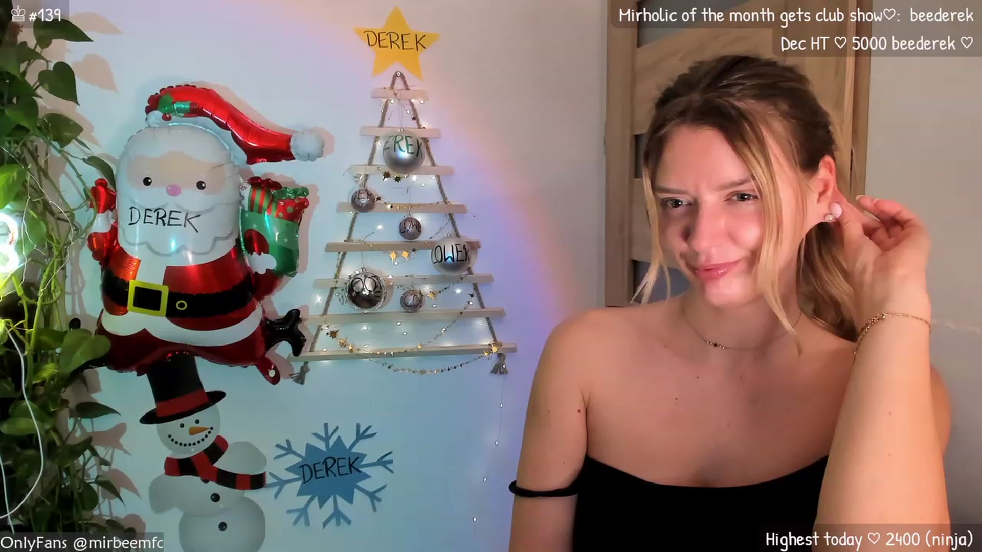 Gallery image thumbnail from MirBee's myfreecams stream on, 12/06/2023, 03:06 image 6 of 20