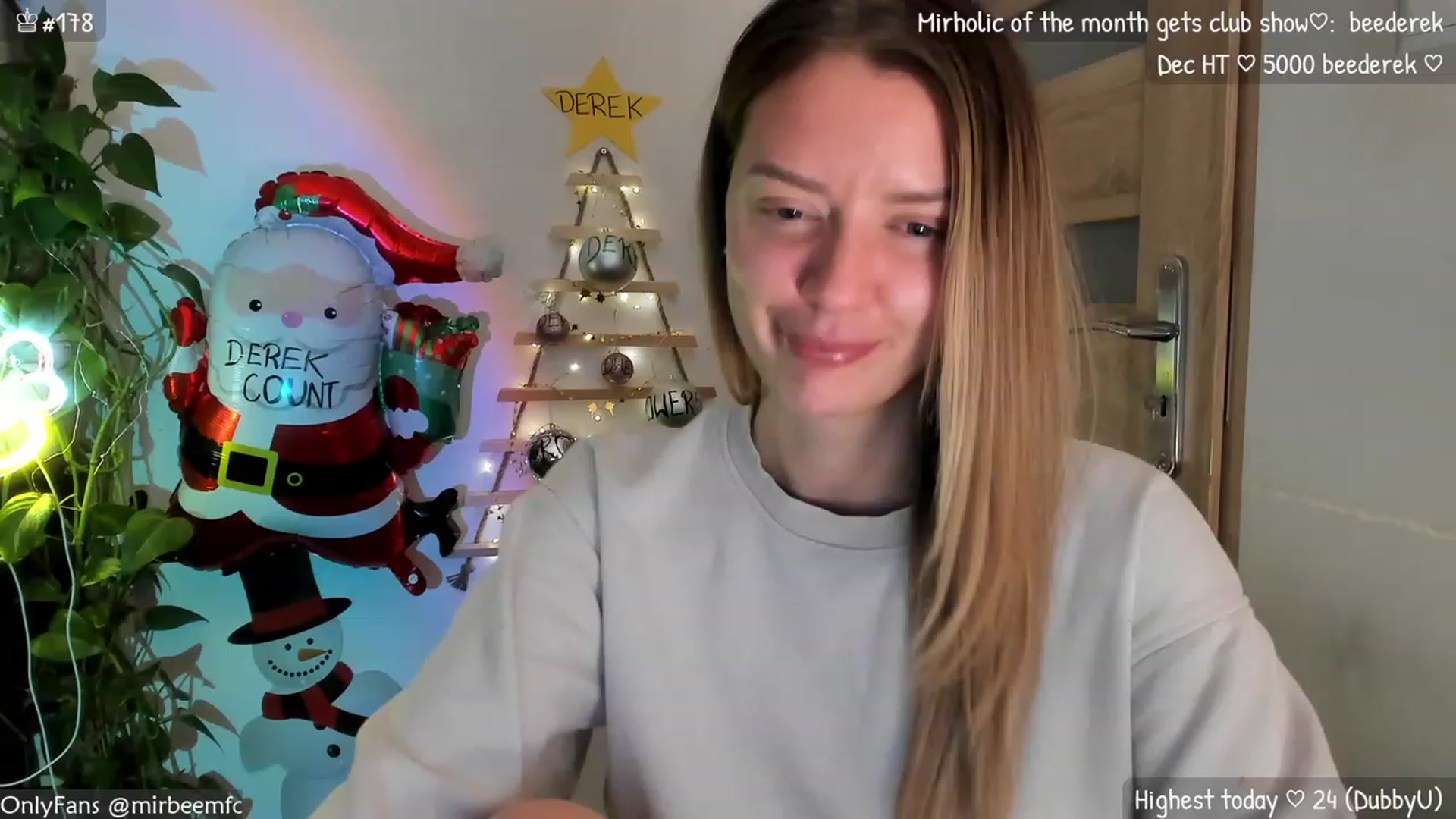 Gallery image thumbnail from MirBee's myfreecams stream on, 12/08/2023, 24:02 image 11 of 20