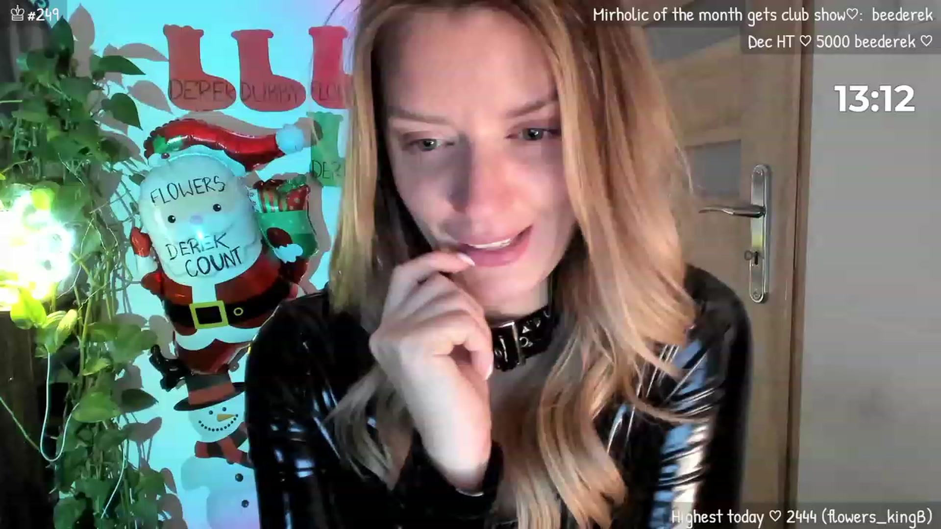 Gallery image thumbnail from MirBee's myfreecams stream on, 12/12/2023, 01:12 image 12 of 20