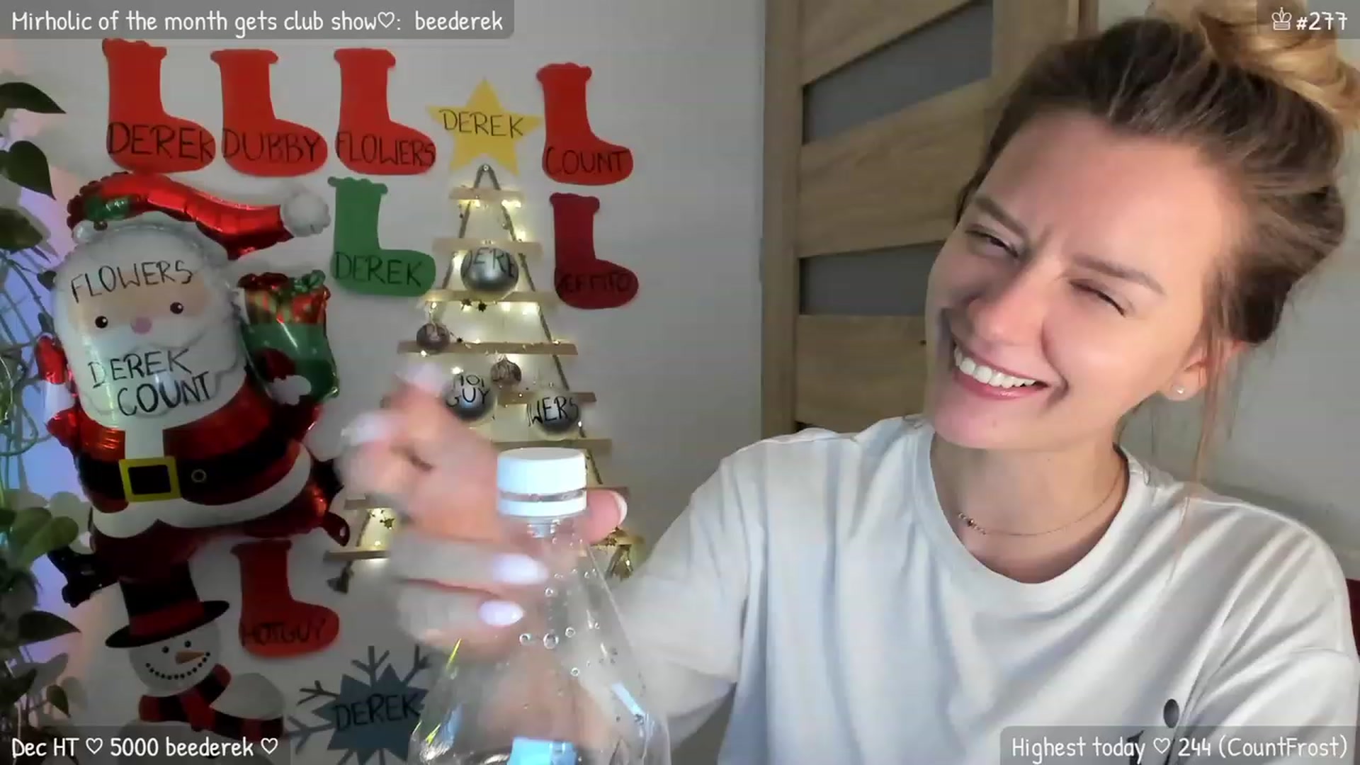 Gallery image thumbnail from MirBee's myfreecams stream on, 12/12/2023, 23:48 image 15 of 20