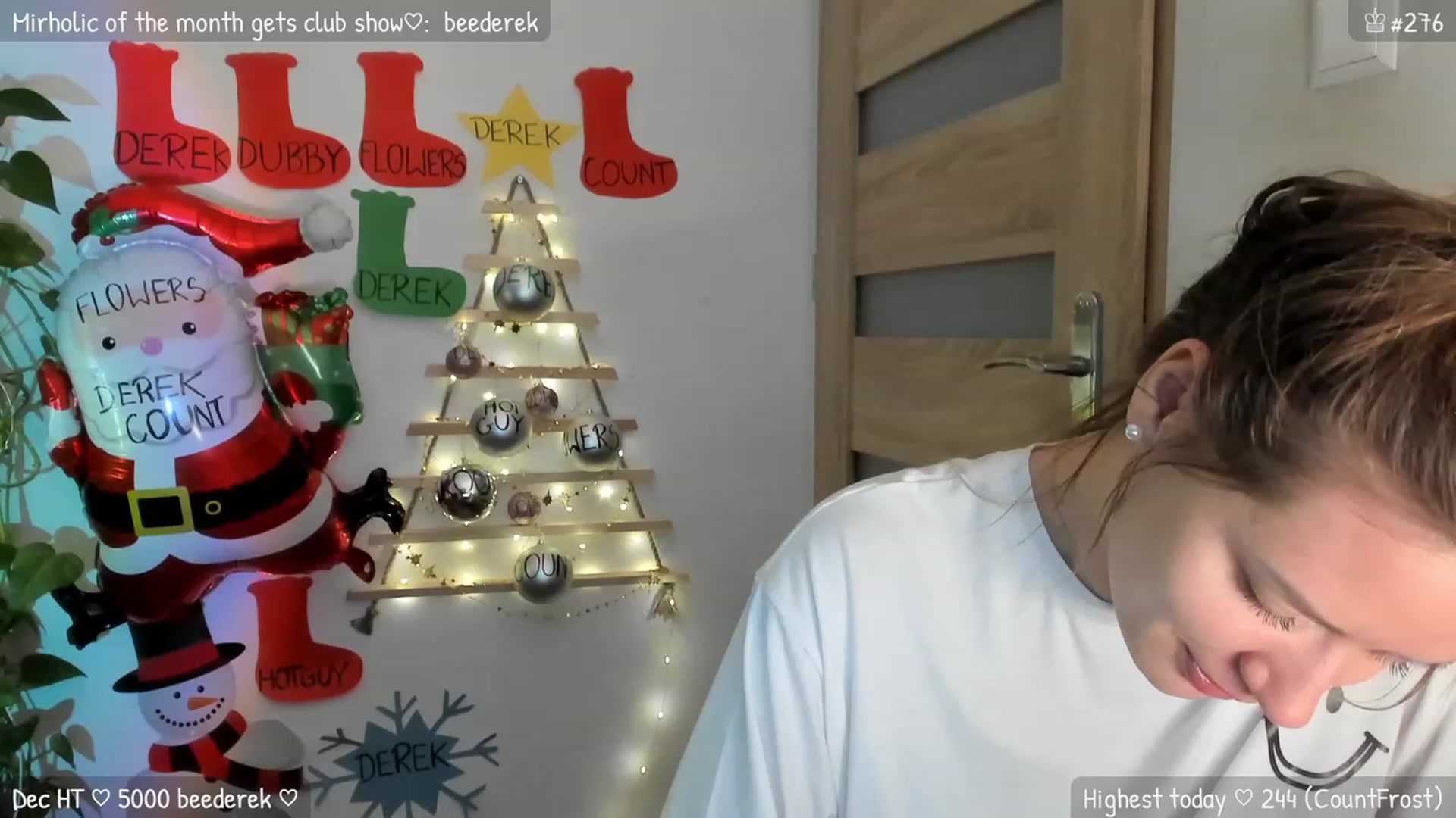 Gallery image thumbnail from MirBee's myfreecams stream on, 12/12/2023, 23:48 image 7 of 20