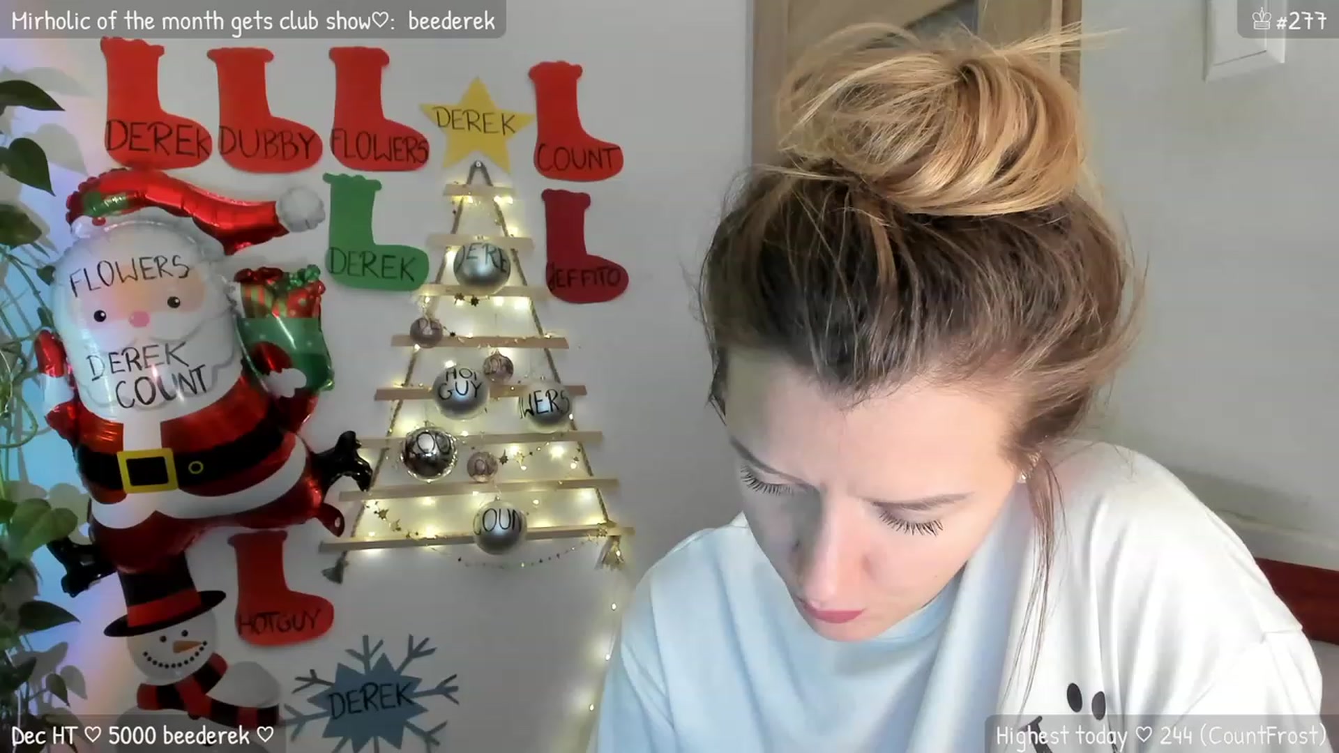 Gallery image thumbnail from MirBee's myfreecams stream on, 12/12/2023, 23:48 image 13 of 20