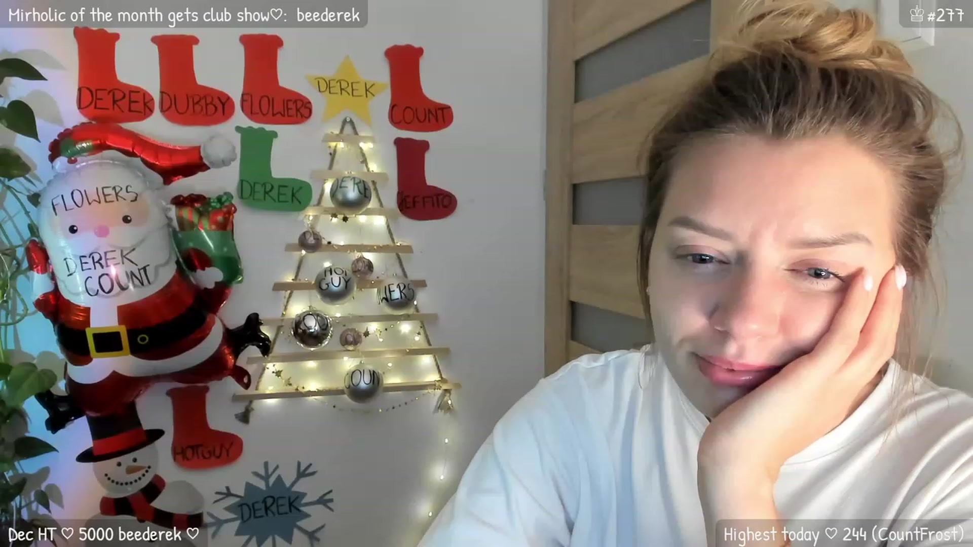 Gallery image thumbnail from MirBee's myfreecams stream on, 12/12/2023, 23:48 image 11 of 20