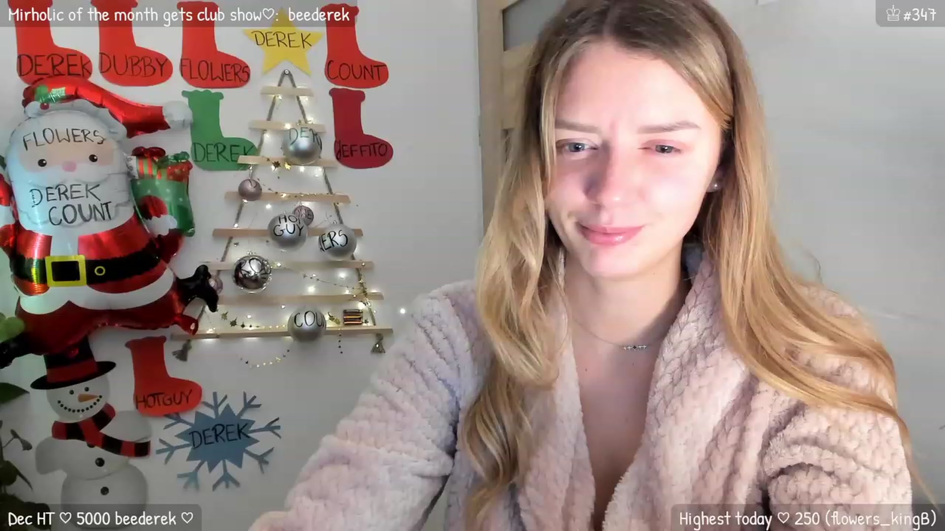 Gallery image thumbnail from MirBee's myfreecams stream on, 12/15/2023, 01:33 image 3 of 20