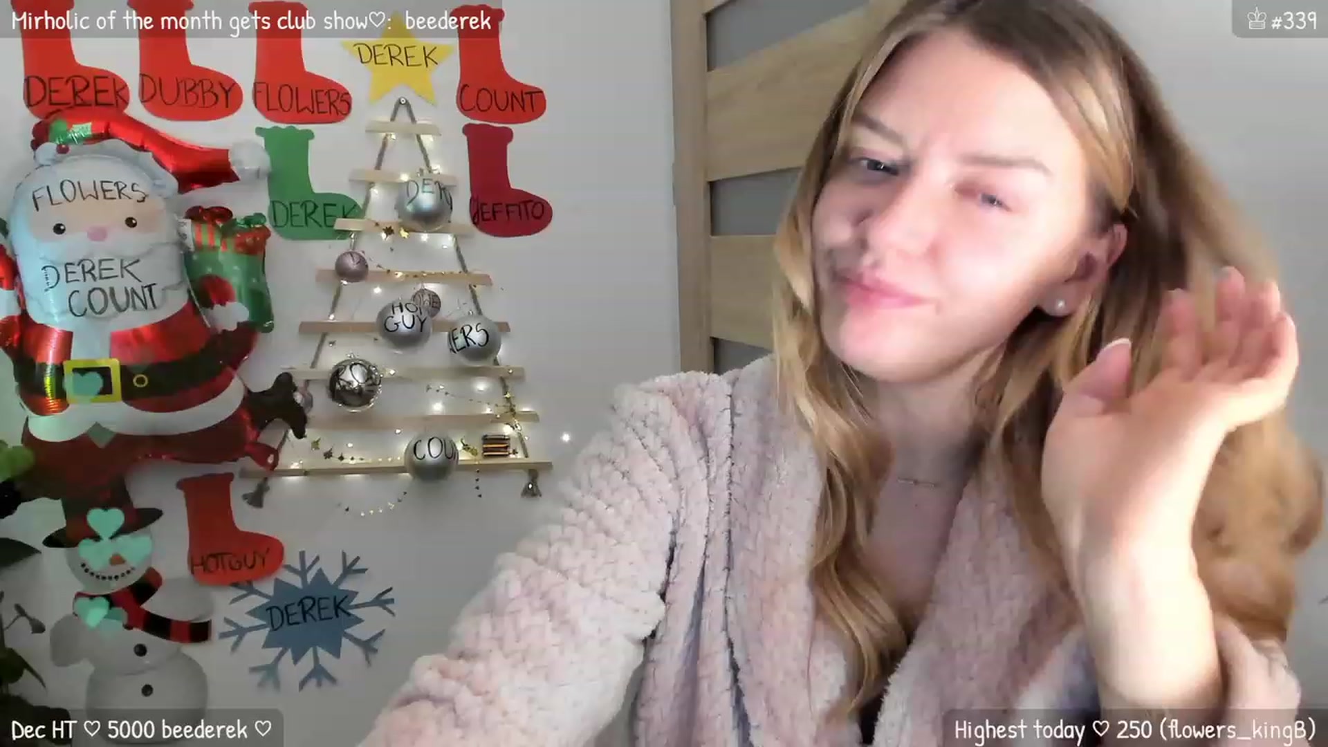 Gallery image thumbnail from MirBee's myfreecams stream on, 12/15/2023, 01:33 image 5 of 20