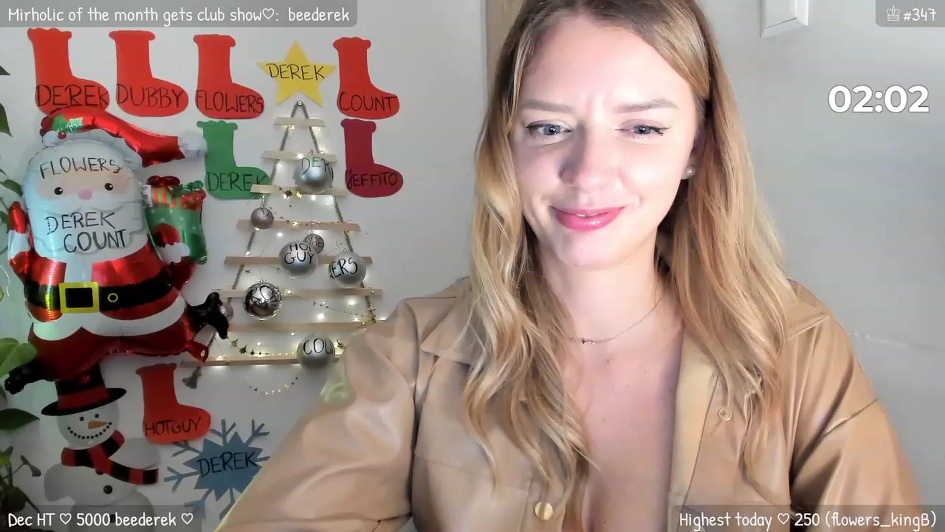 Gallery image thumbnail from MirBee's myfreecams stream on, 12/15/2023, 01:57 image 12 of 20