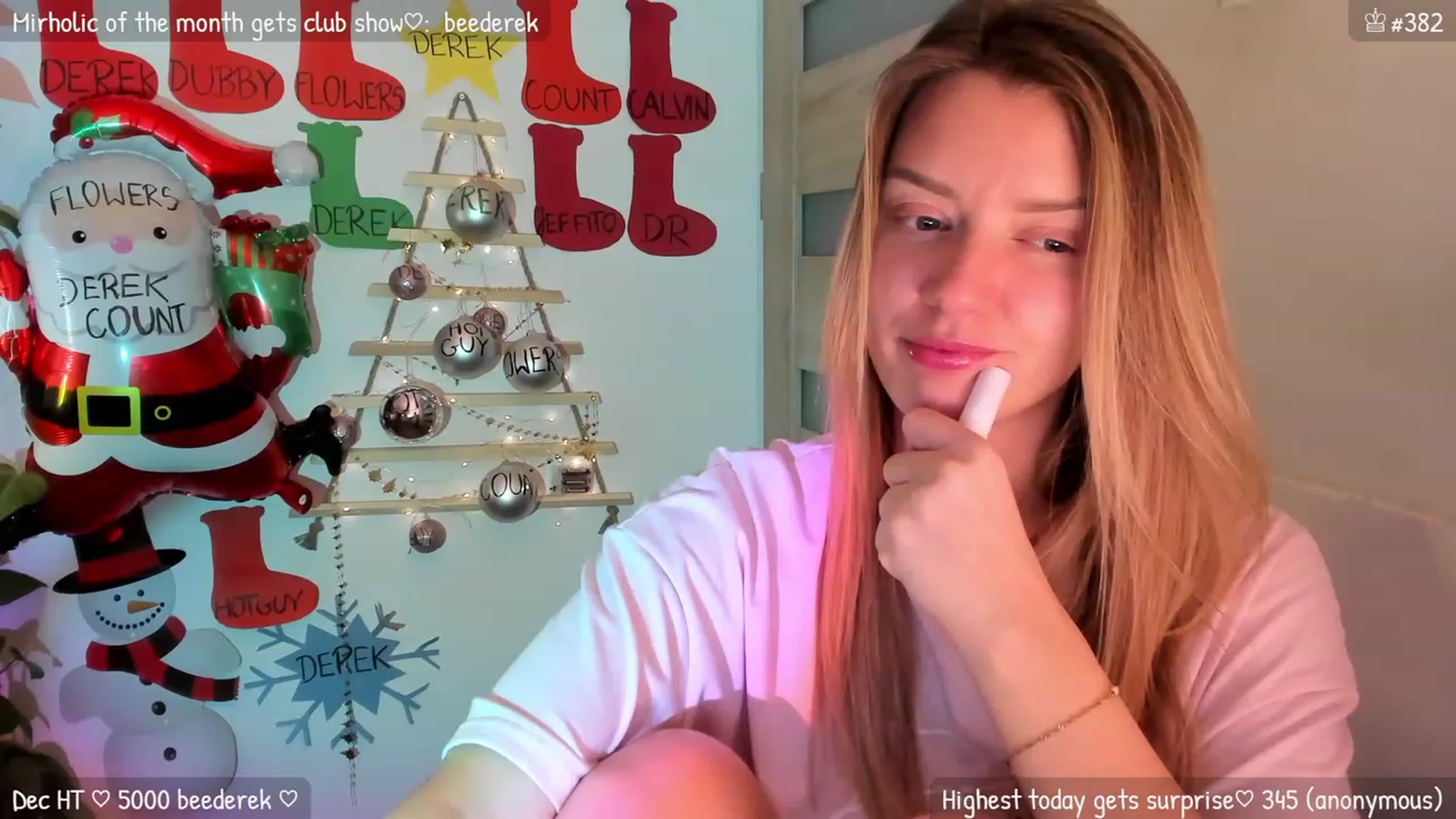 Gallery image thumbnail from MirBee's myfreecams stream on, 12/21/2023, 23:33 image 18 of 20