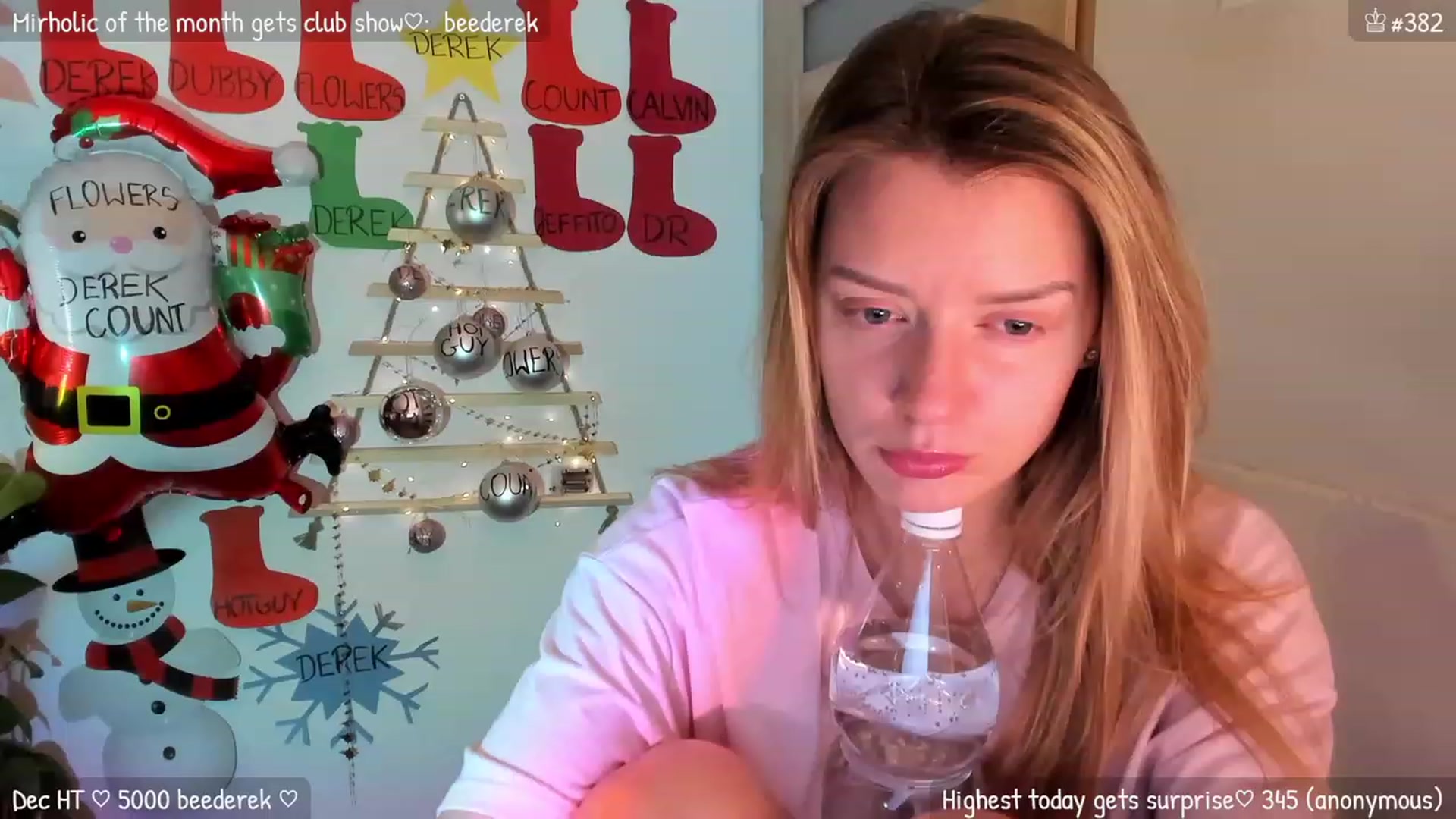 Gallery image thumbnail from MirBee's myfreecams stream on, 12/21/2023, 23:33 image 15 of 20