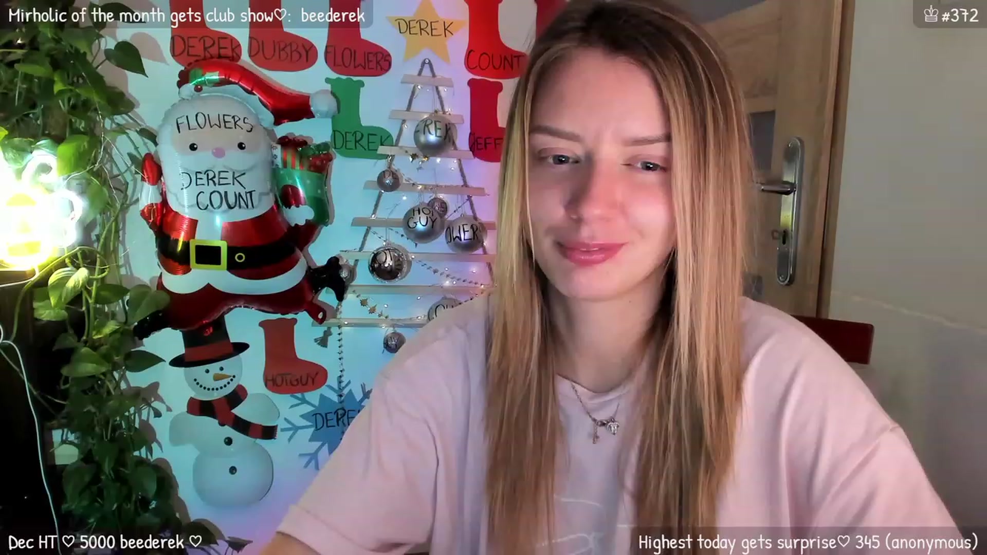 Gallery image thumbnail from MirBee's myfreecams stream on, 12/22/2023, 24:51 image 9 of 20