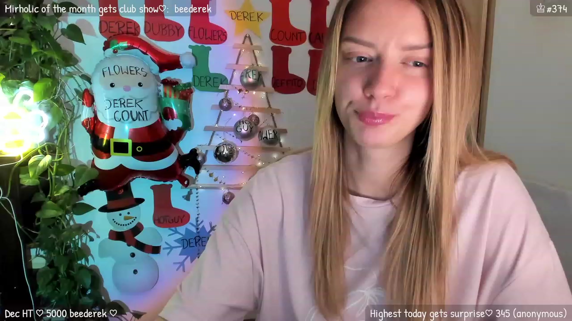 Gallery image thumbnail from MirBee's myfreecams stream on, 12/22/2023, 24:51 image 6 of 20