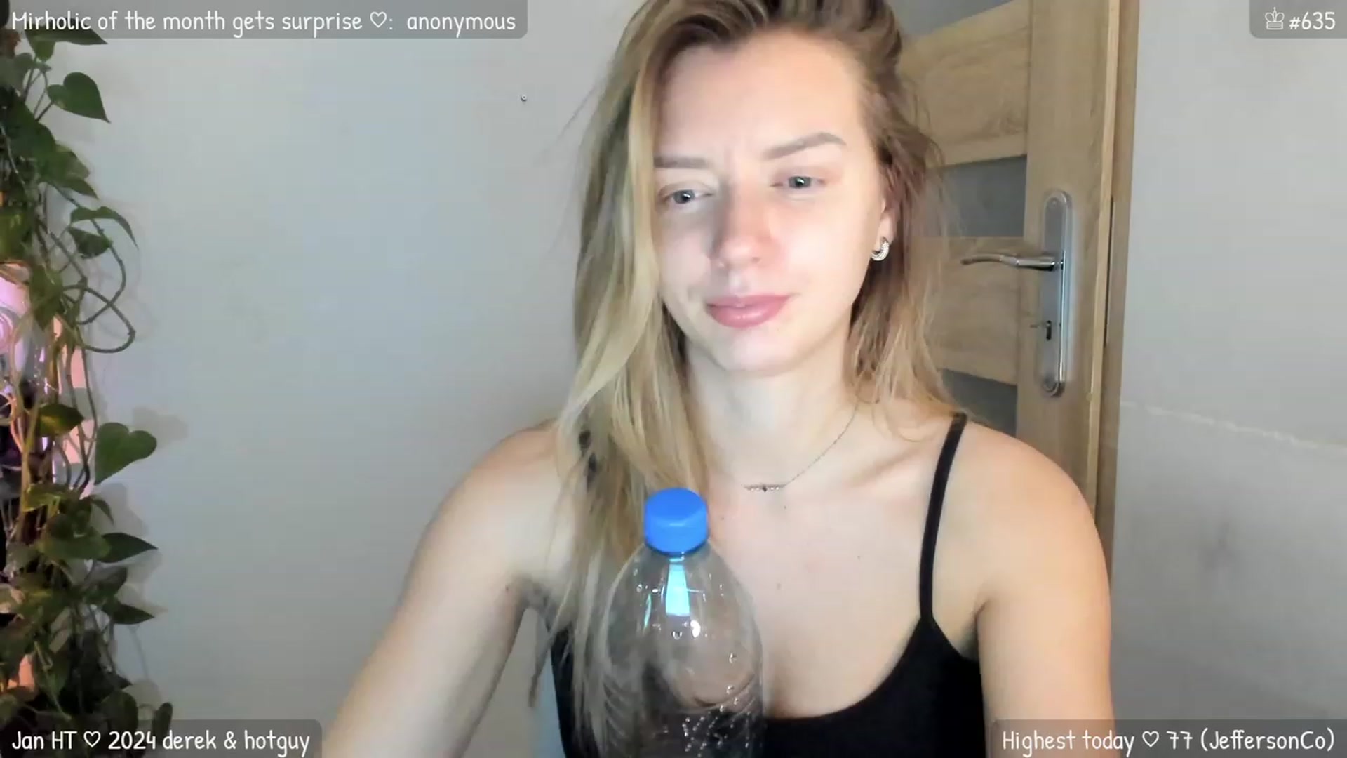 Gallery image thumbnail from MirBee's myfreecams stream on, 01/07/2024, 24:27 image 20 of 20