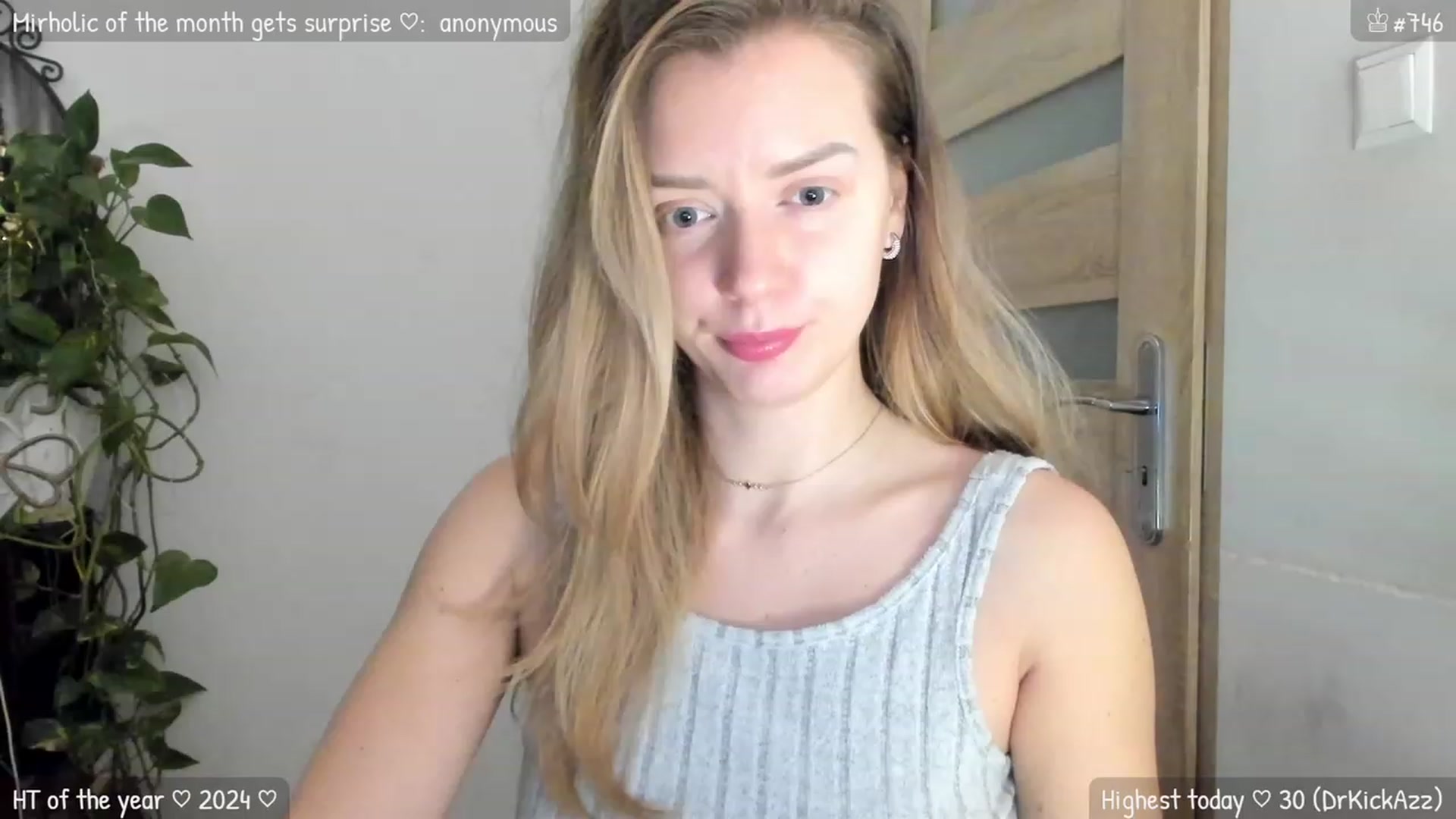 Gallery image thumbnail from MirBee's myfreecams stream on, 01/08/2024, 24:19 image 3 of 20