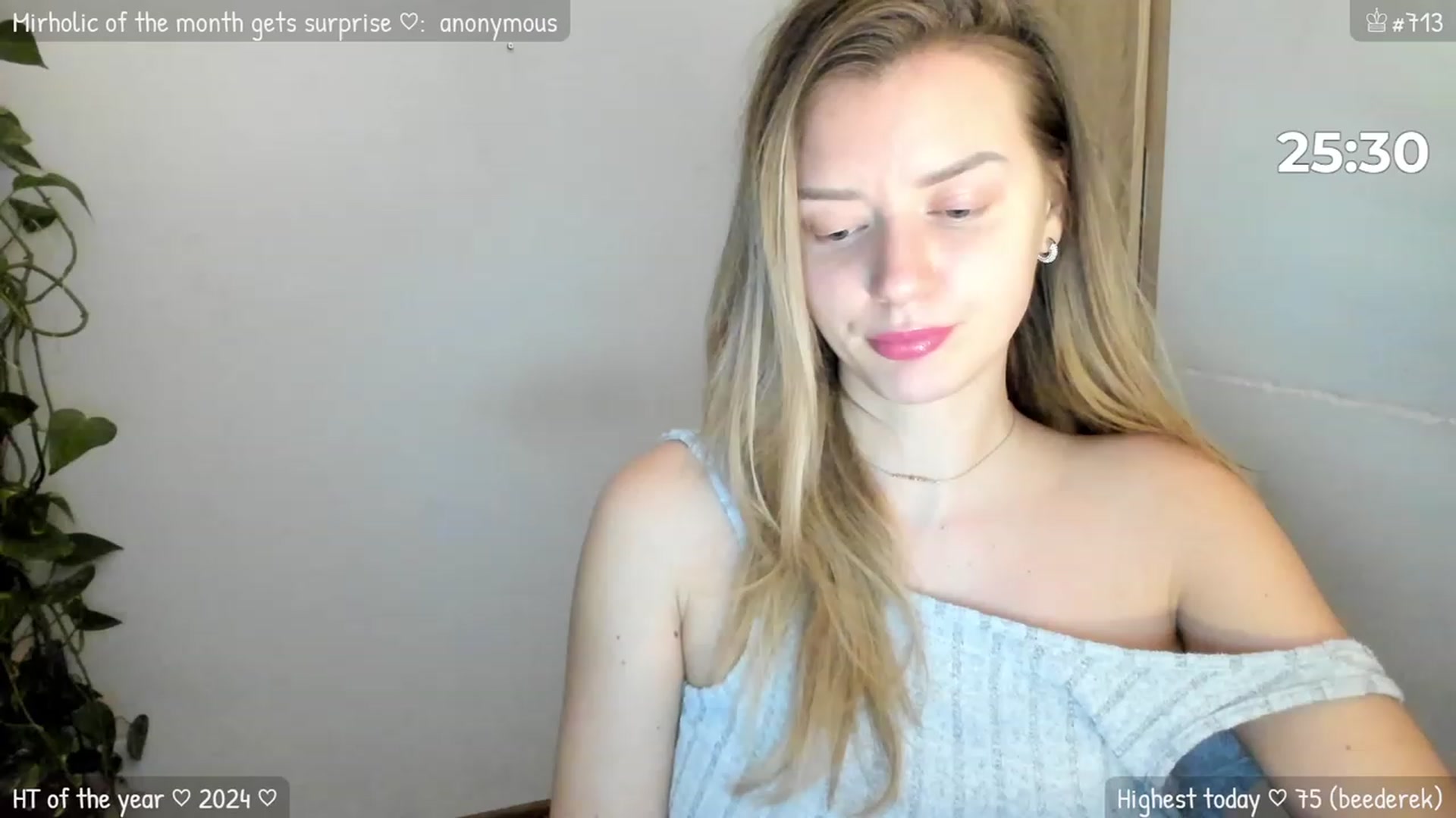 Gallery image thumbnail from MirBee's myfreecams stream on, 01/08/2024, 01:42 image 6 of 20