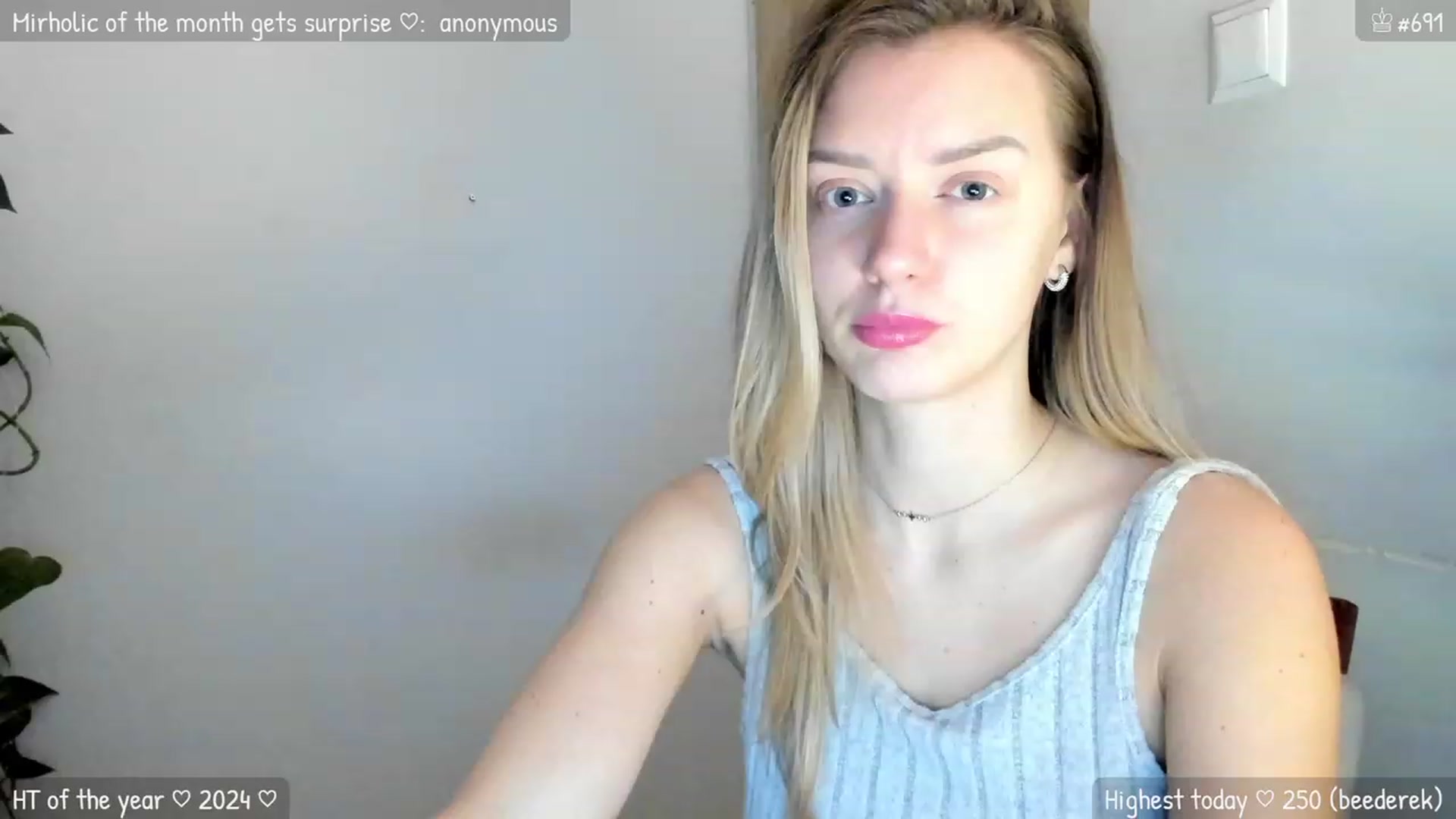Gallery image thumbnail from MirBee's myfreecams stream on, 01/08/2024, 01:42 image 14 of 20