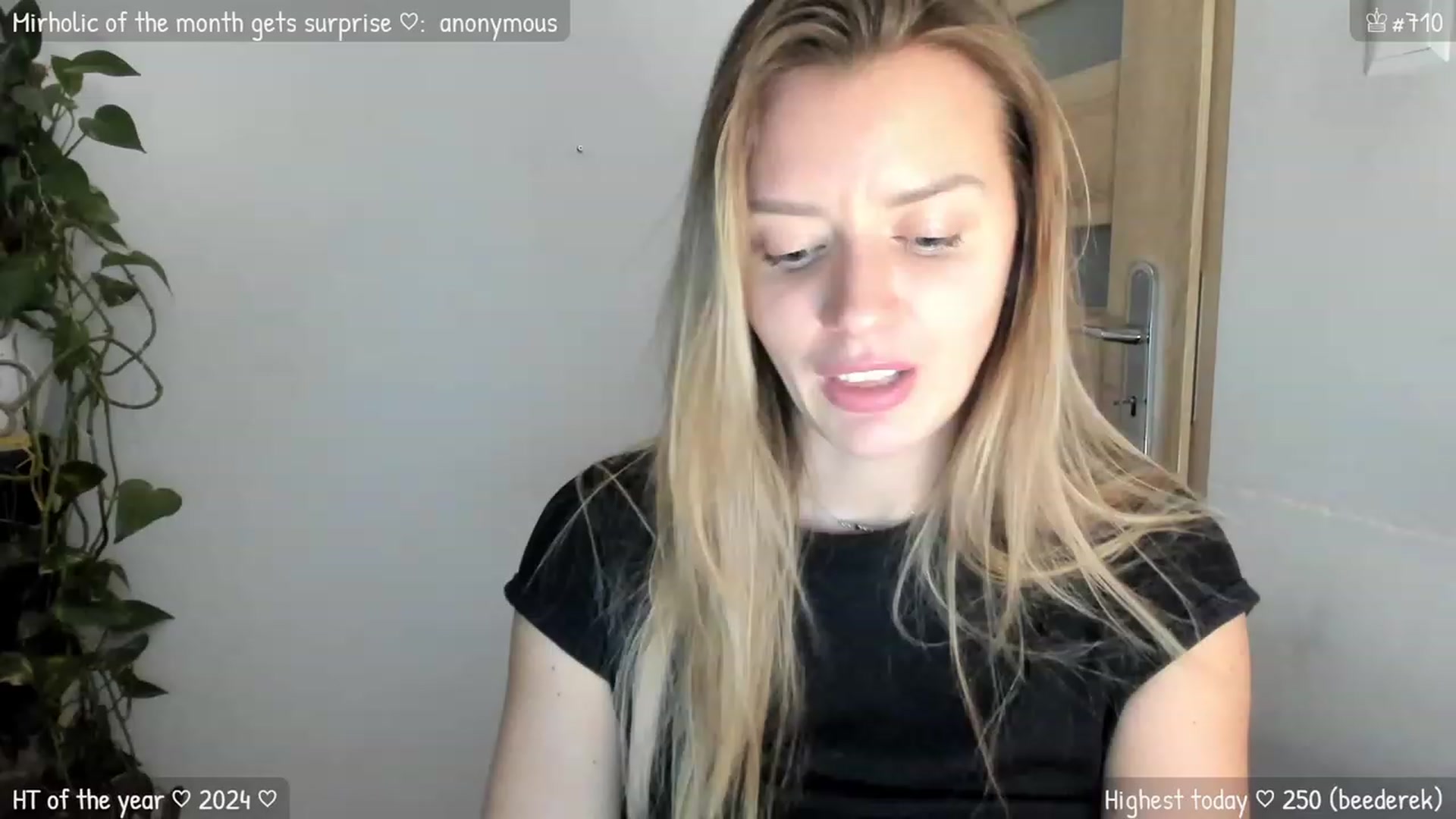 Gallery image thumbnail from MirBee's myfreecams stream on, 01/09/2024, 24:35 image 12 of 20
