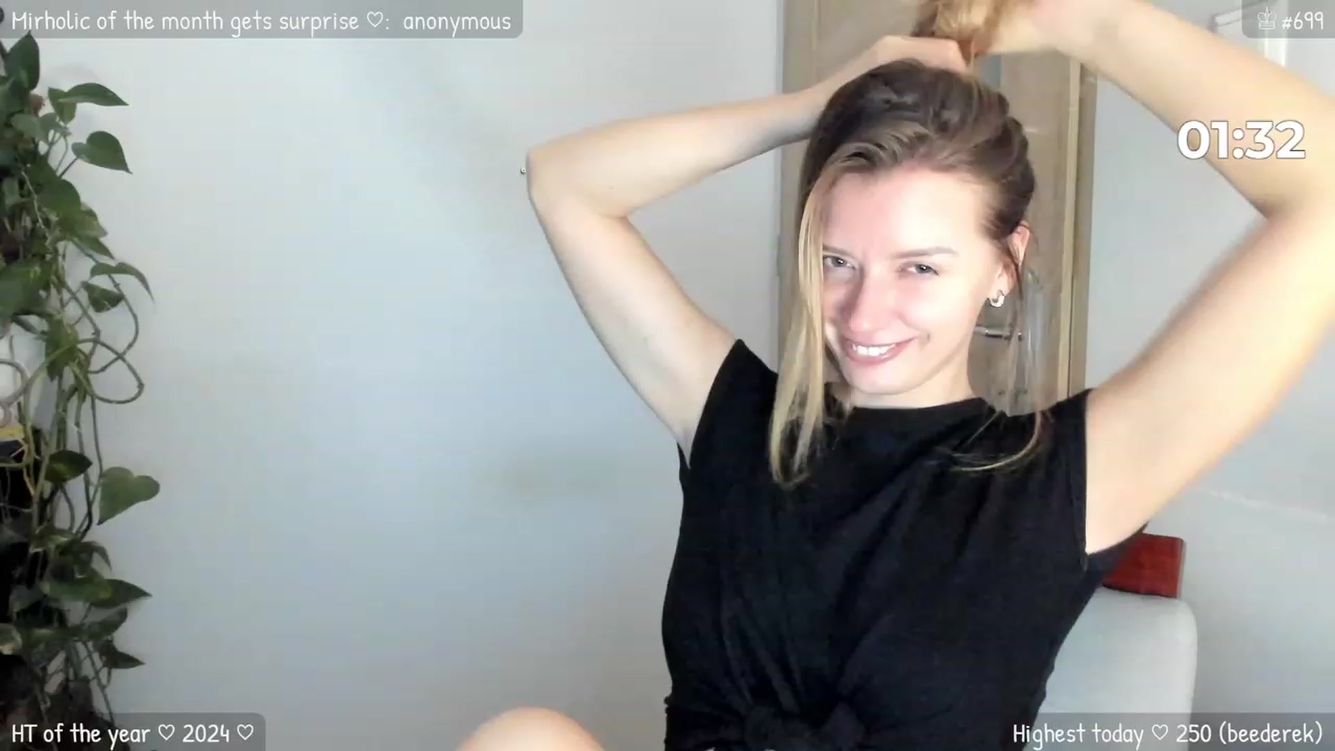 Gallery image thumbnail from MirBee's myfreecams stream on, 01/09/2024, 01:04 image 18 of 20