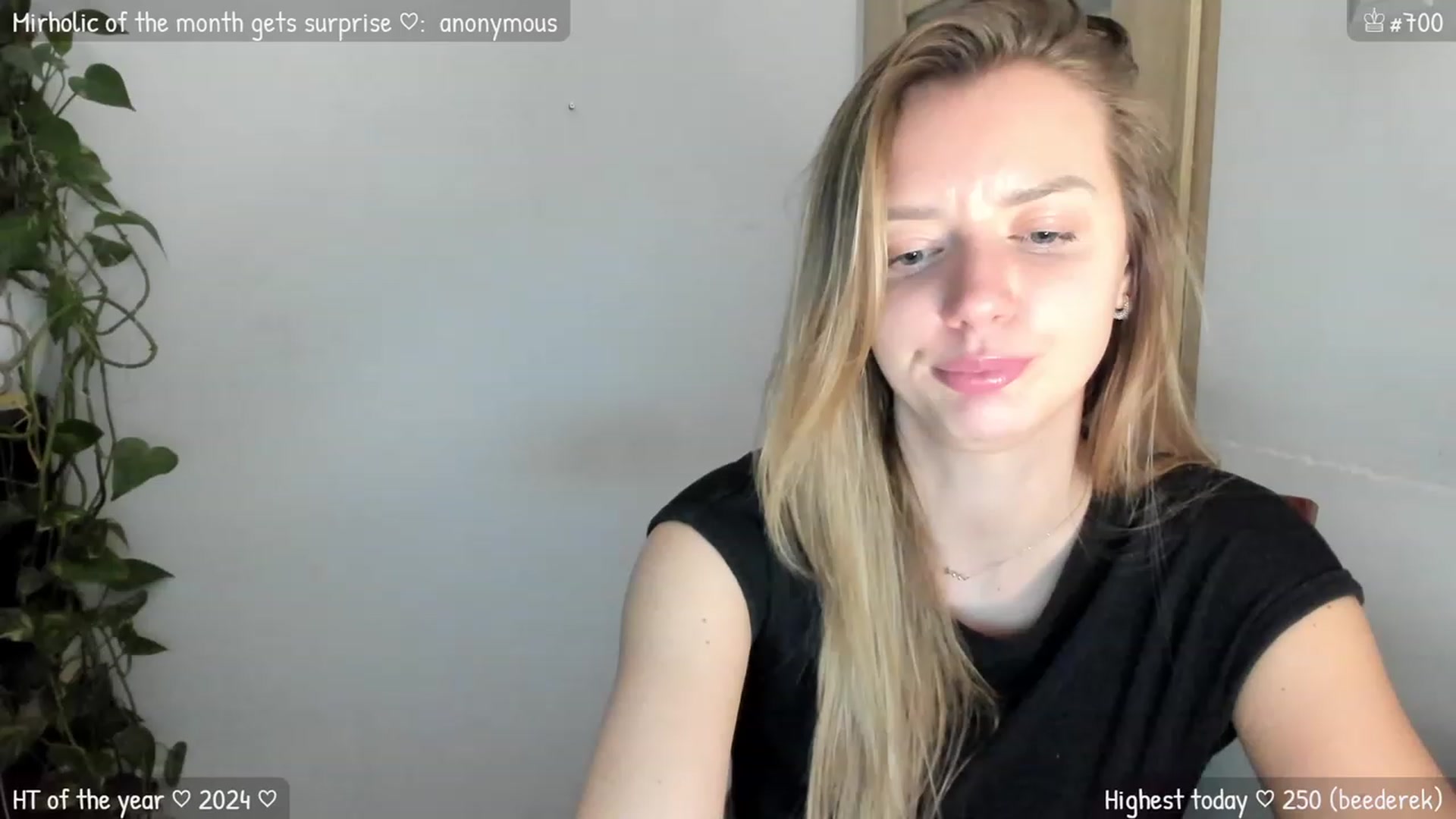 Gallery image thumbnail from MirBee's myfreecams stream on, 01/09/2024, 01:04 image 9 of 20