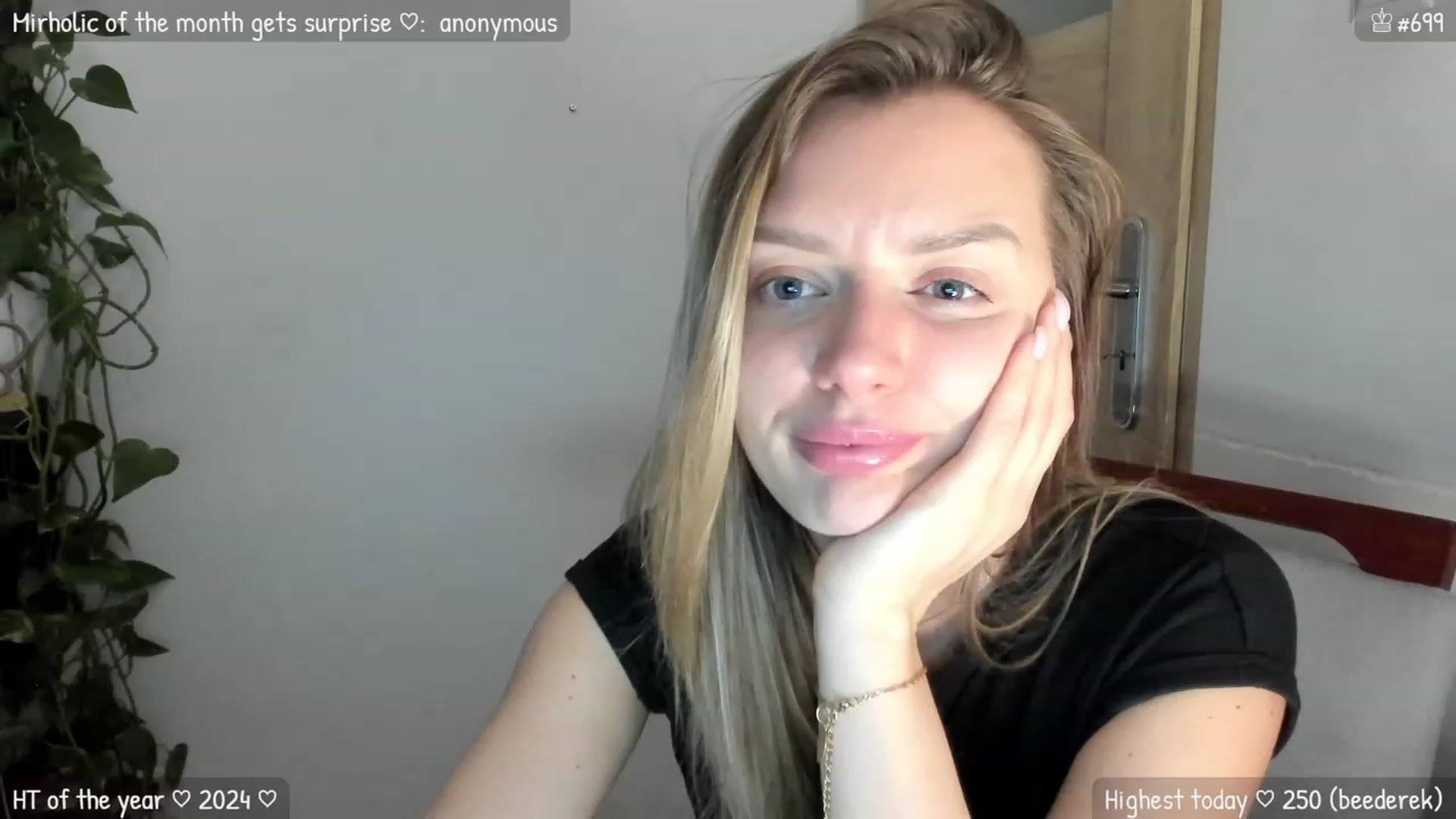 Gallery image thumbnail from MirBee's myfreecams stream on, 01/09/2024, 01:04 image 5 of 20