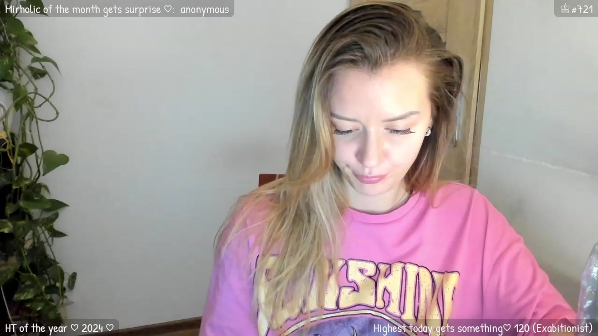 Gallery image thumbnail from MirBee's myfreecams stream on, 01/11/2024, 24:55 image 16 of 20