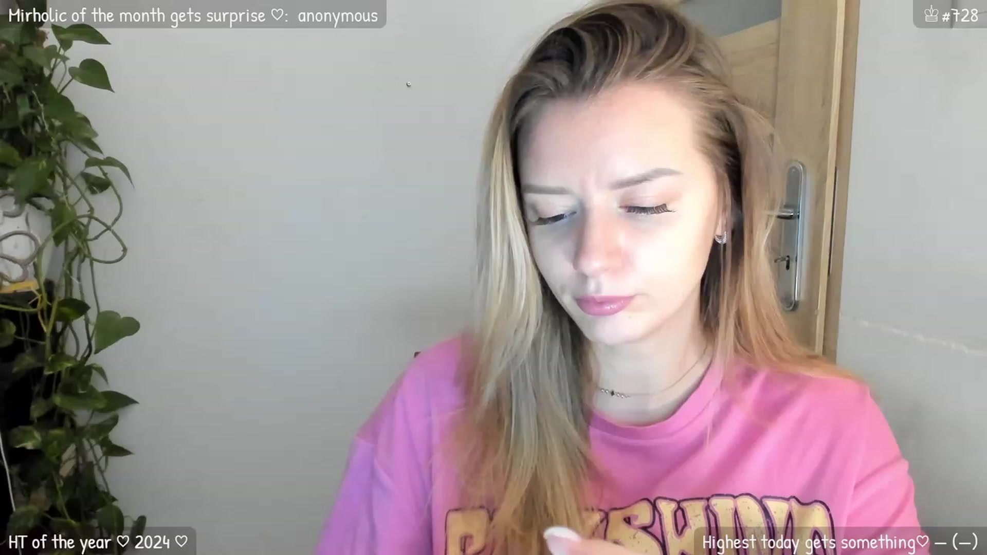 Gallery image thumbnail from MirBee's myfreecams stream on, 01/11/2024, 24:55 image 2 of 20