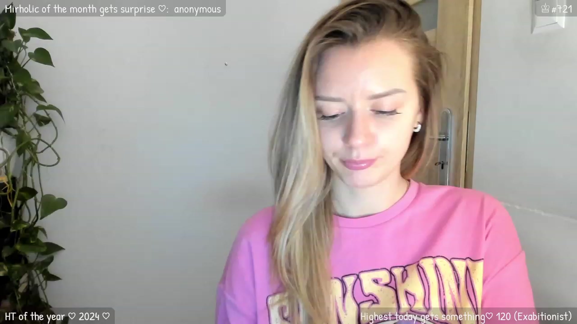 Gallery image thumbnail from MirBee's myfreecams stream on, 01/11/2024, 24:55 image 12 of 20
