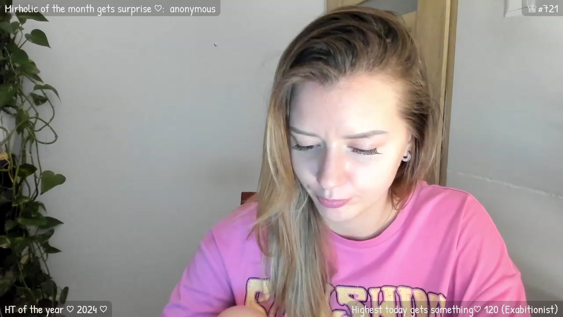 Gallery image thumbnail from MirBee's myfreecams stream on, 01/11/2024, 24:55 image 15 of 20