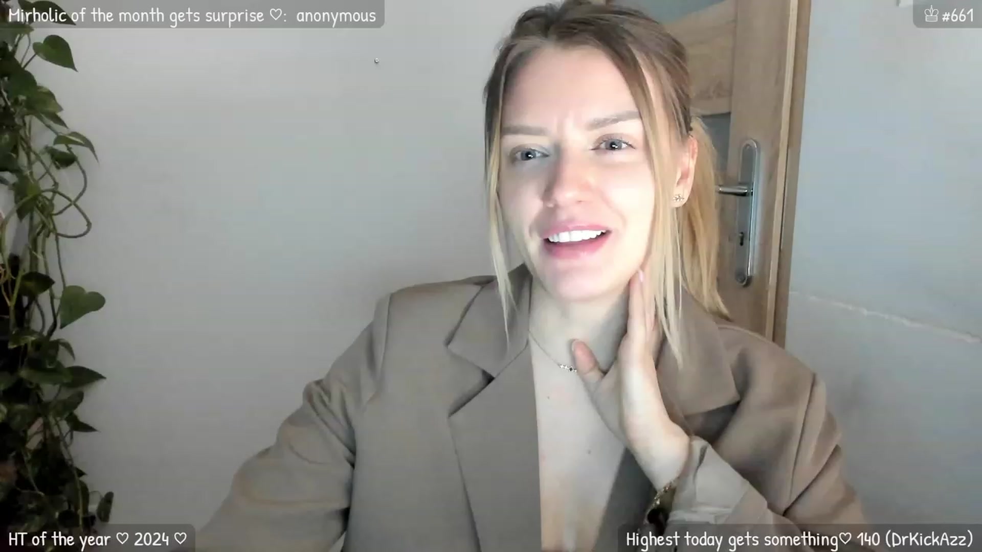 Gallery image thumbnail from MirBee's myfreecams stream on, 01/15/2024, 24:01 image 1 of 20