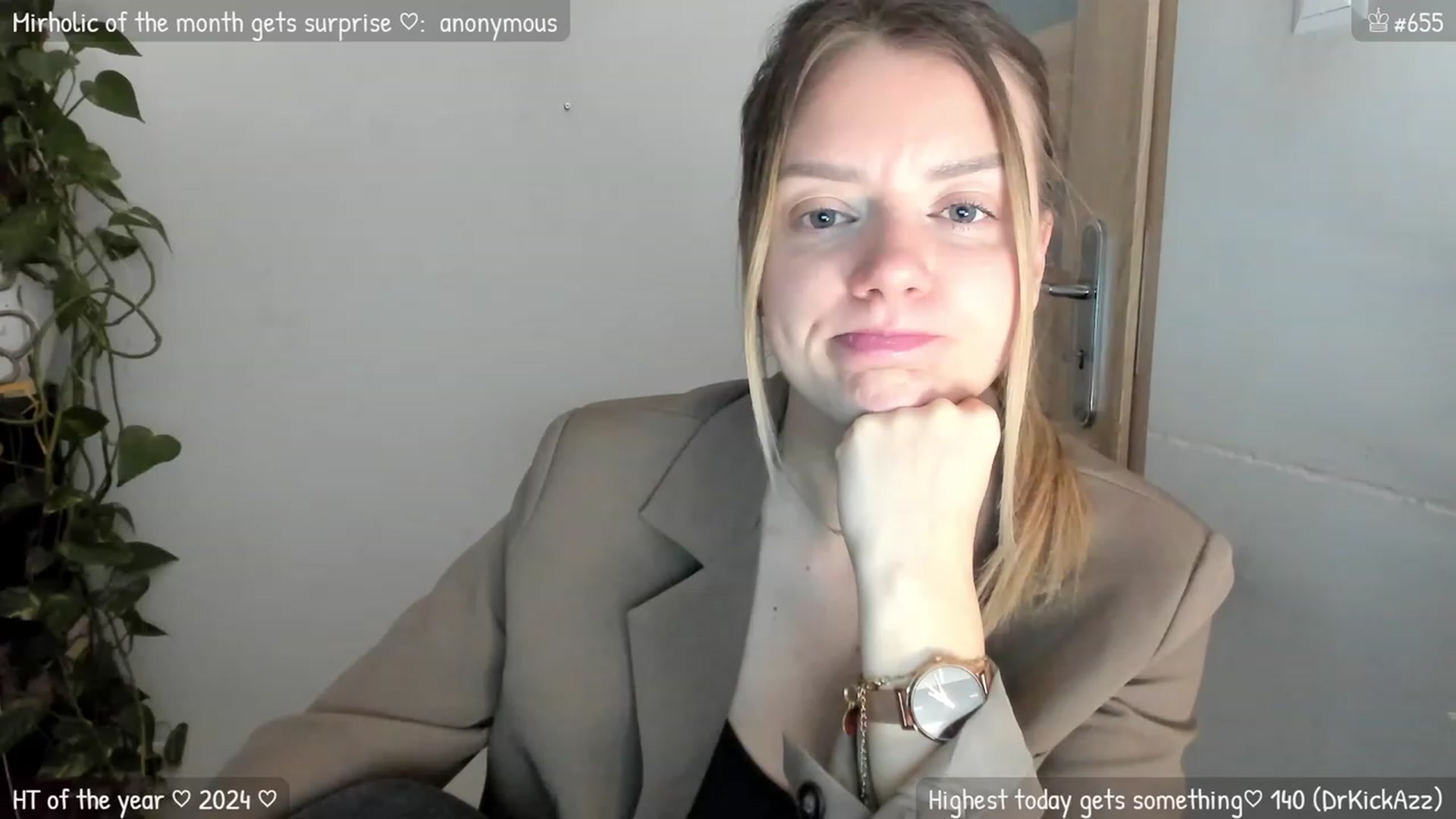 Gallery image thumbnail from MirBee's myfreecams stream on, 01/15/2024, 24:01 image 9 of 20