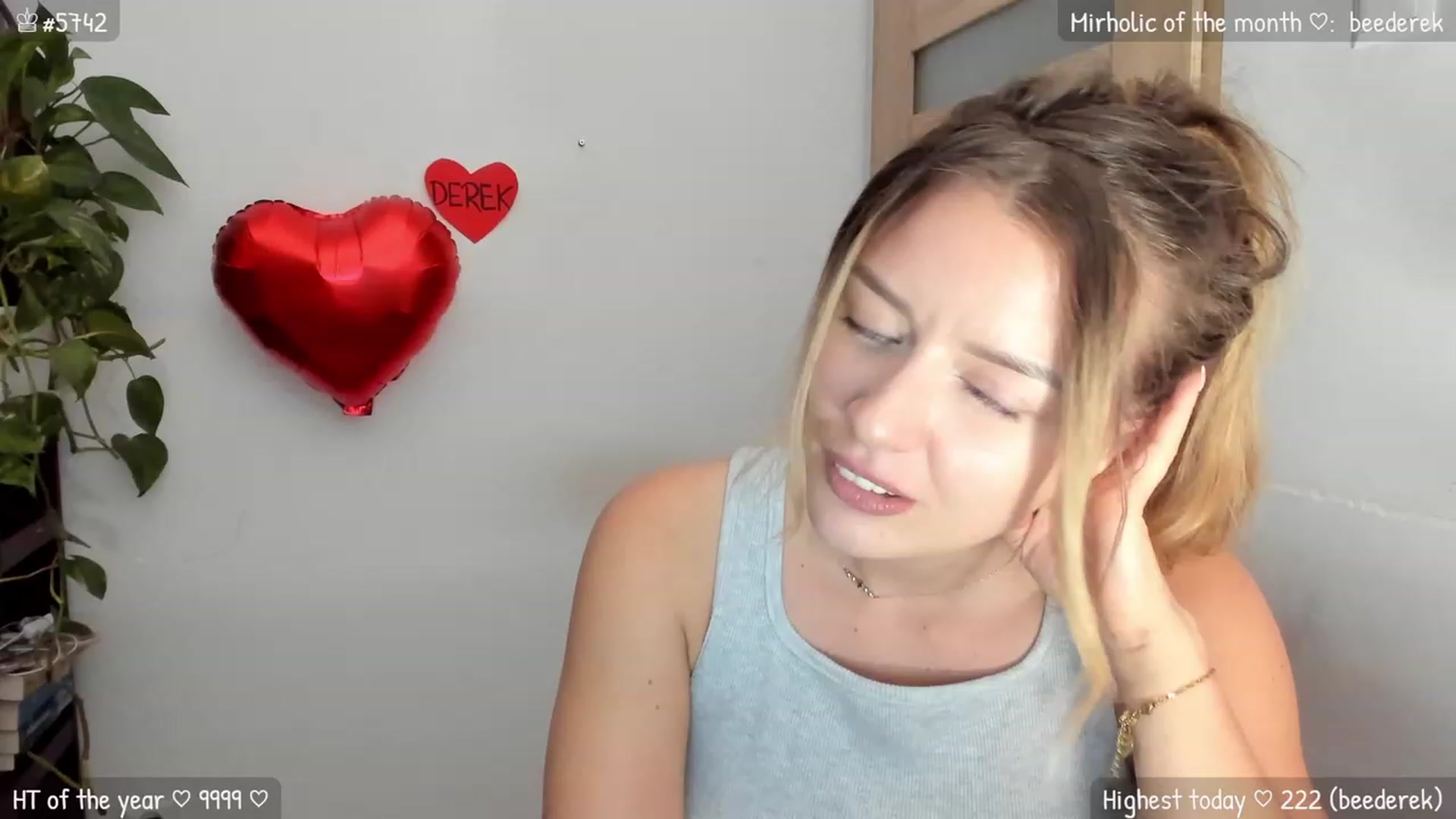 Gallery image thumbnail from MirBee's myfreecams stream on, 02/06/2024, 24:13 image 1 of 20