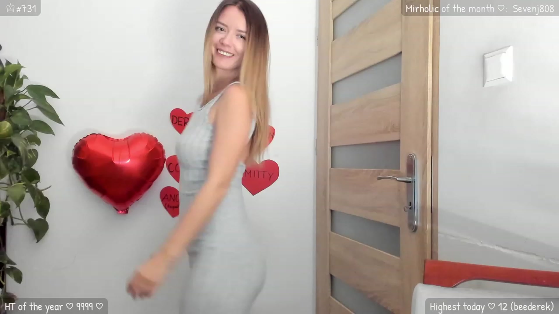 Gallery image thumbnail from MirBee's myfreecams stream on, 02/07/2024, 23:33 image 4 of 20
